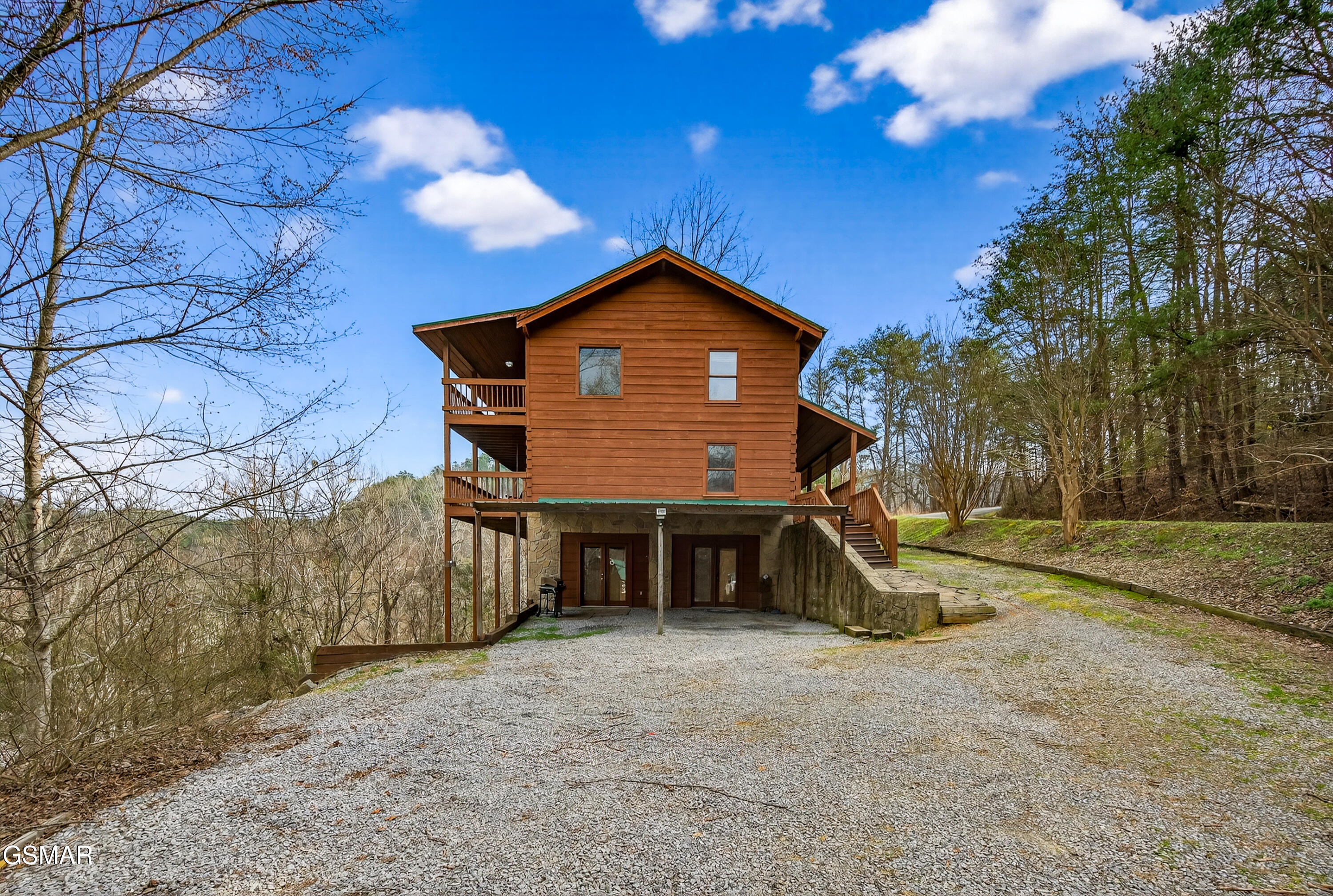2613 Willow Heights Way Sevierville TN 37876