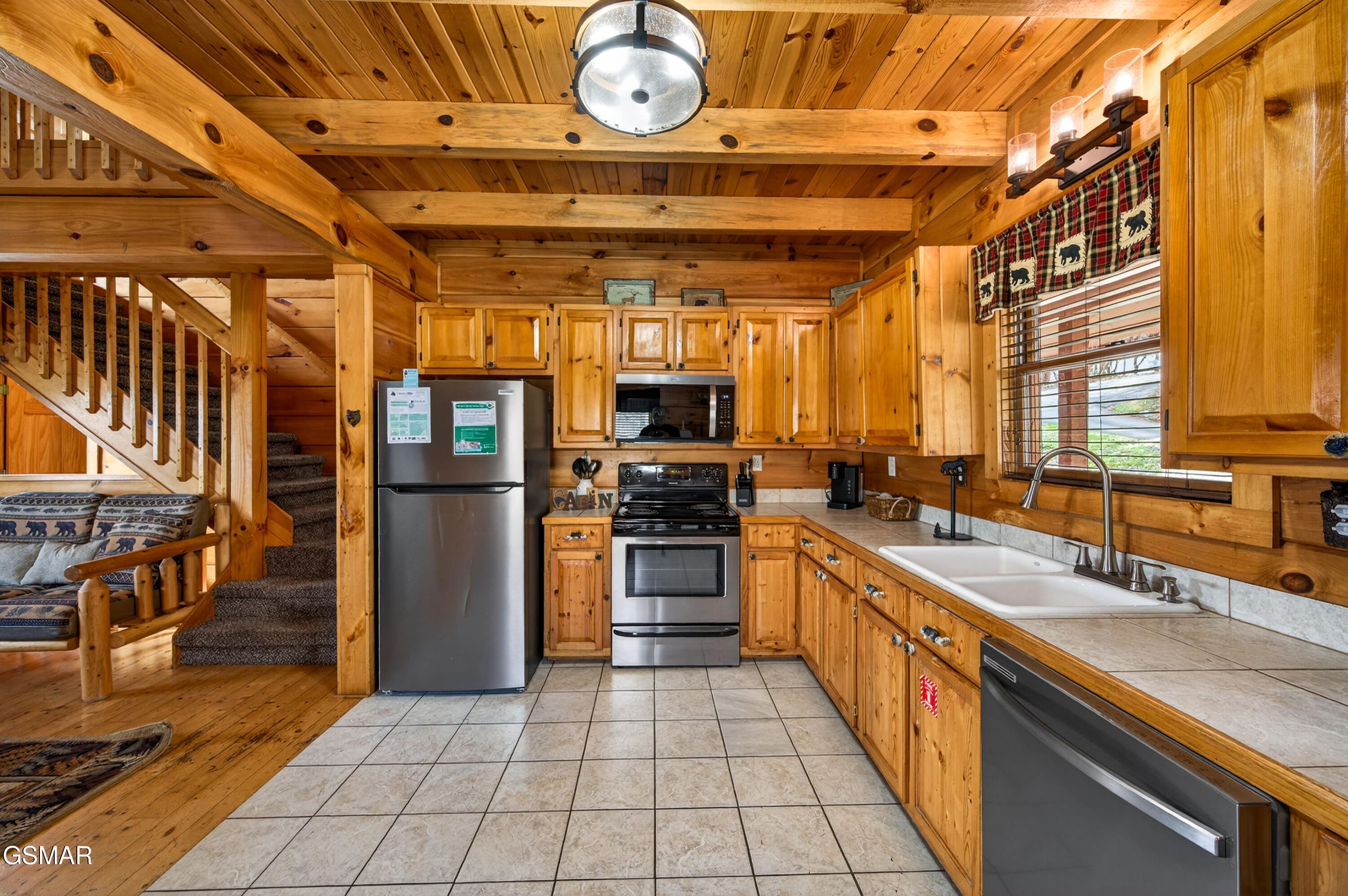 2613 Willow Heights Way Sevierville TN 37876