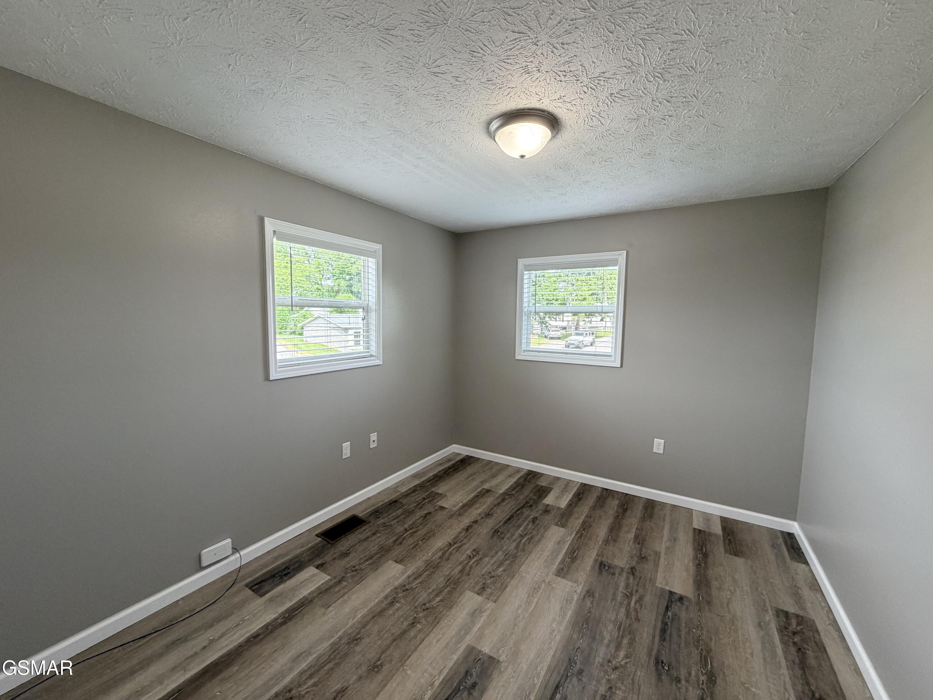 317 9th Street Newport TN 37821