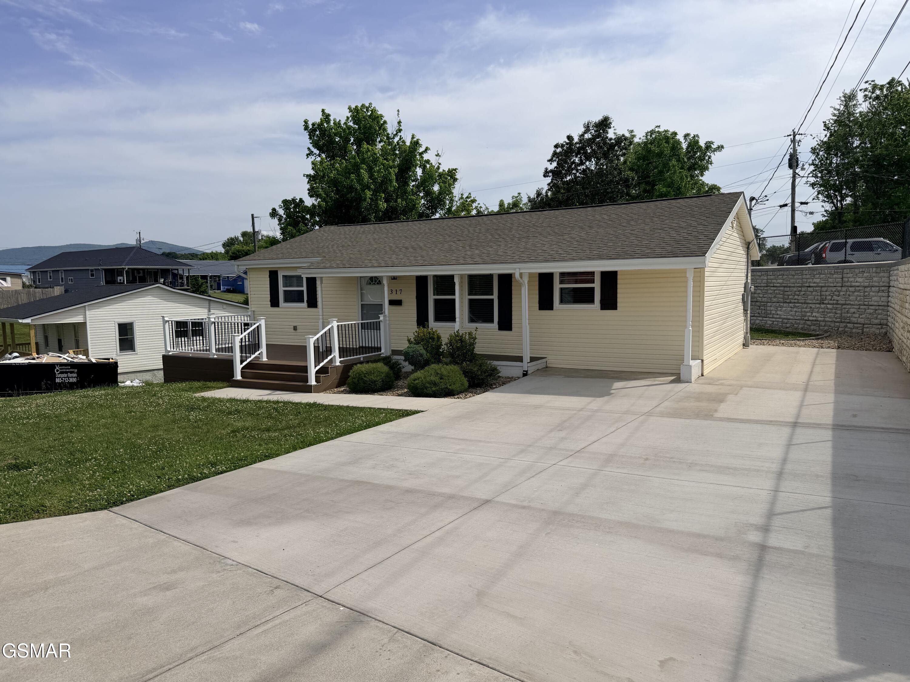 317 9th Street Newport TN 37821
