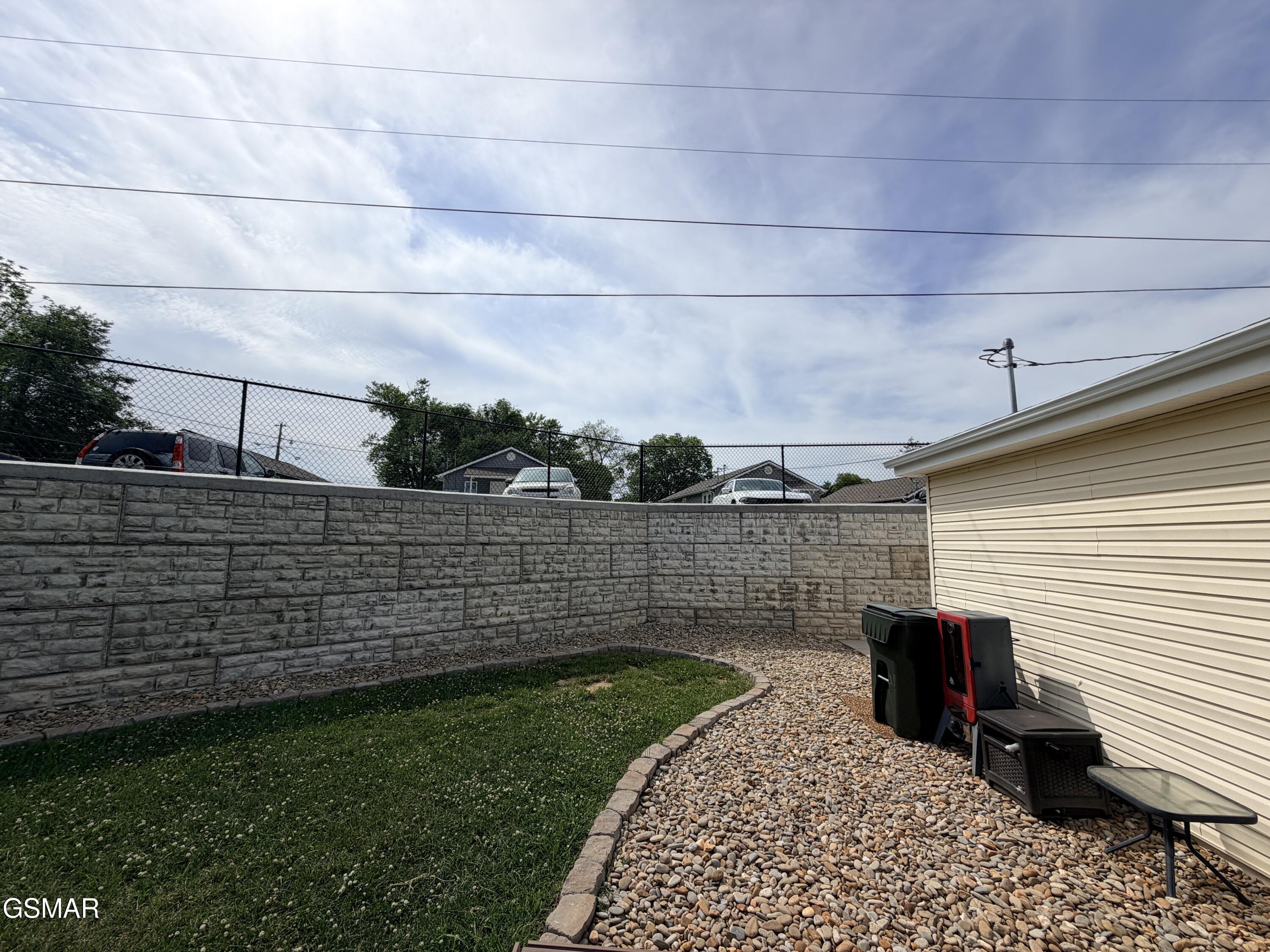 317 9th Street Newport TN 37821