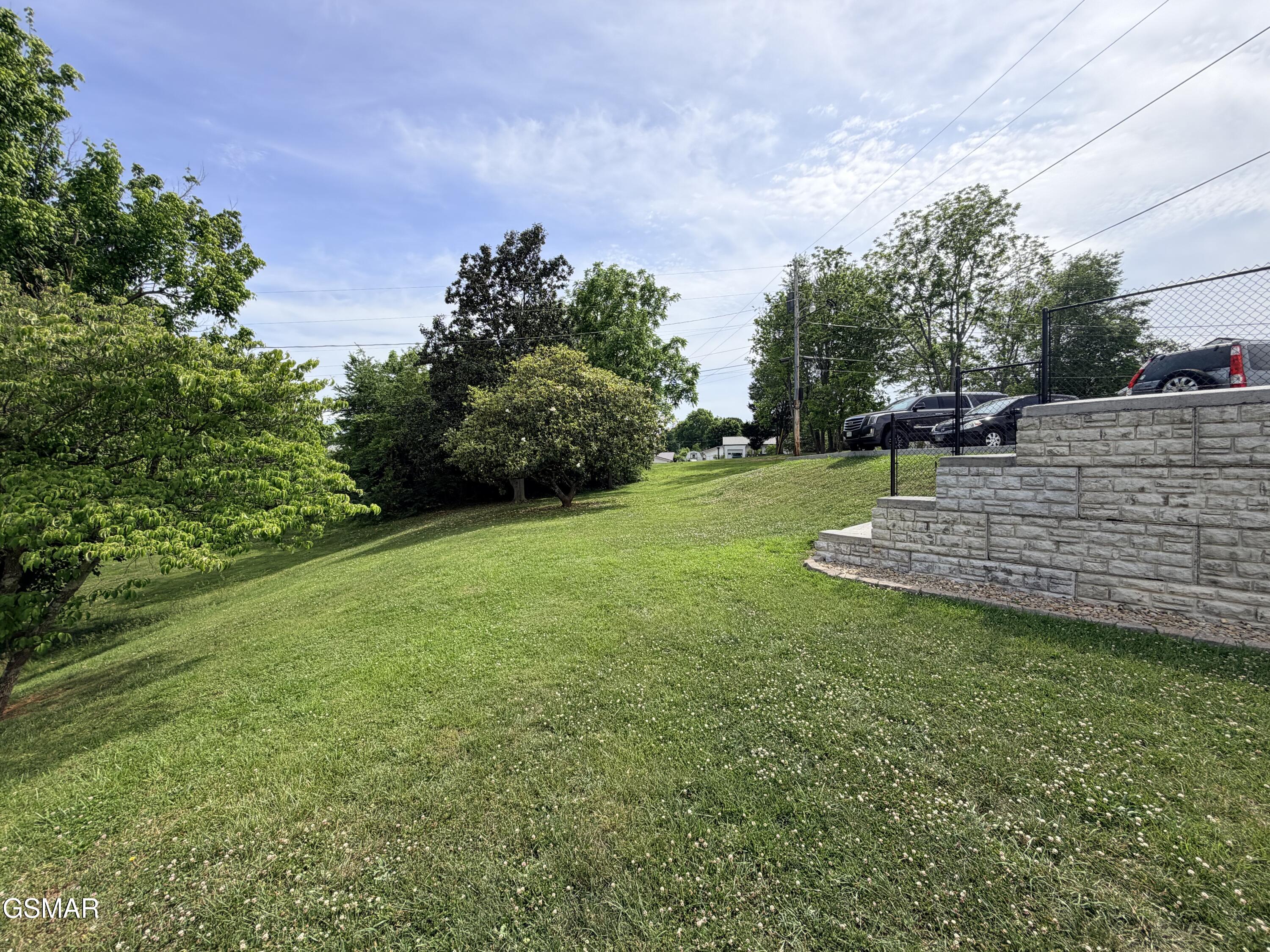 317 9th Street Newport TN 37821