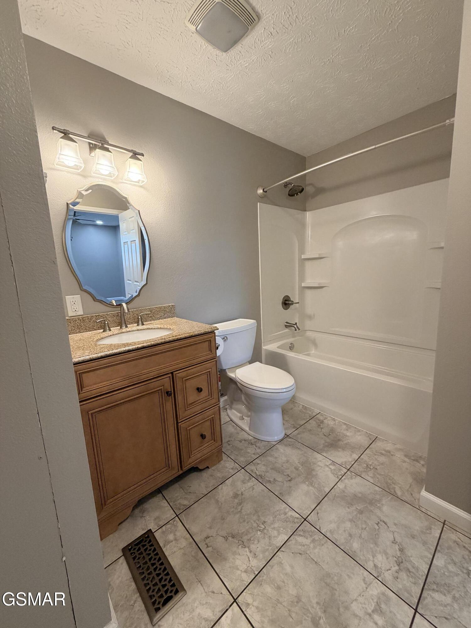 317 9th Street Newport TN 37821