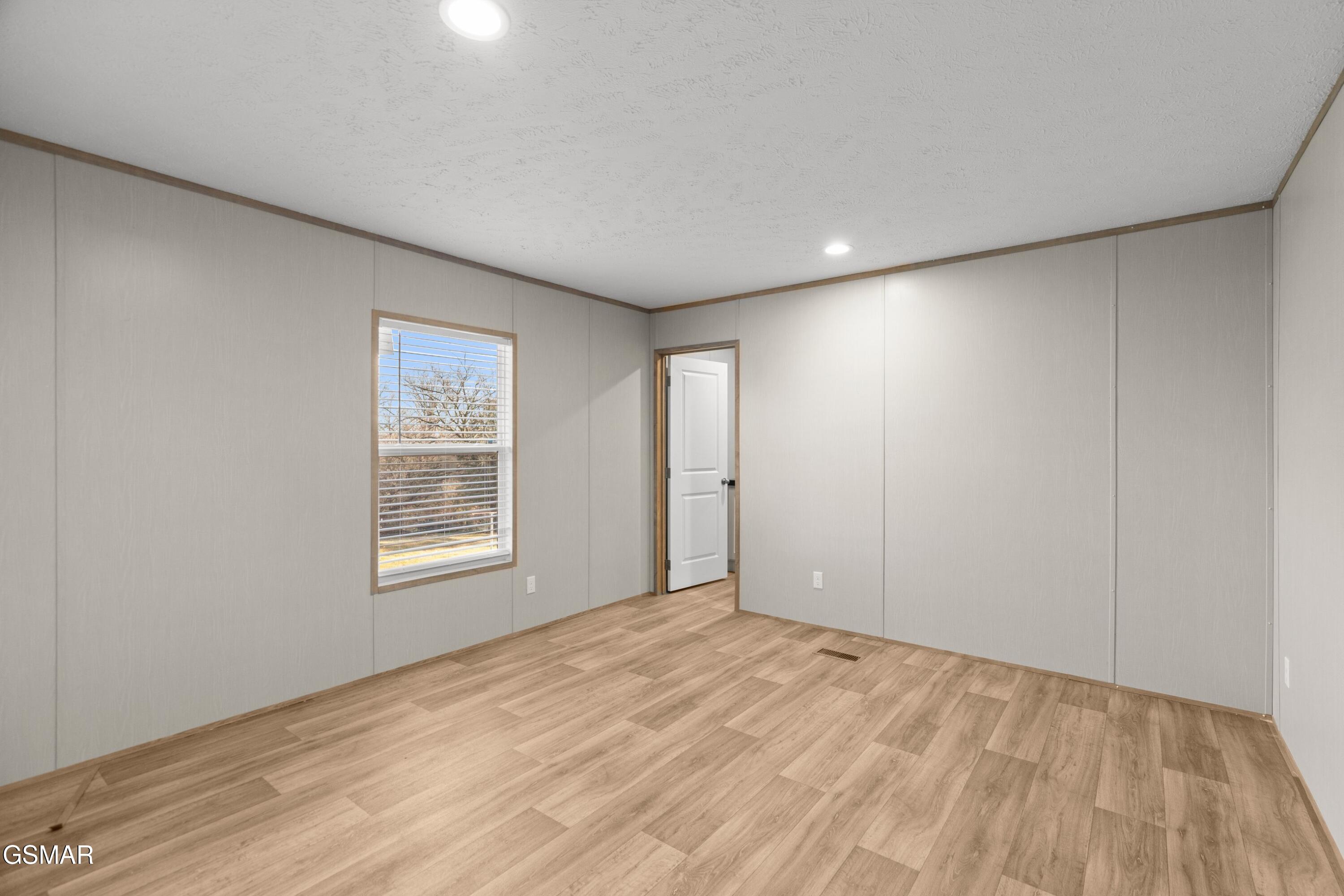 614 E Barton Ridge Road Greeneville TN 37745