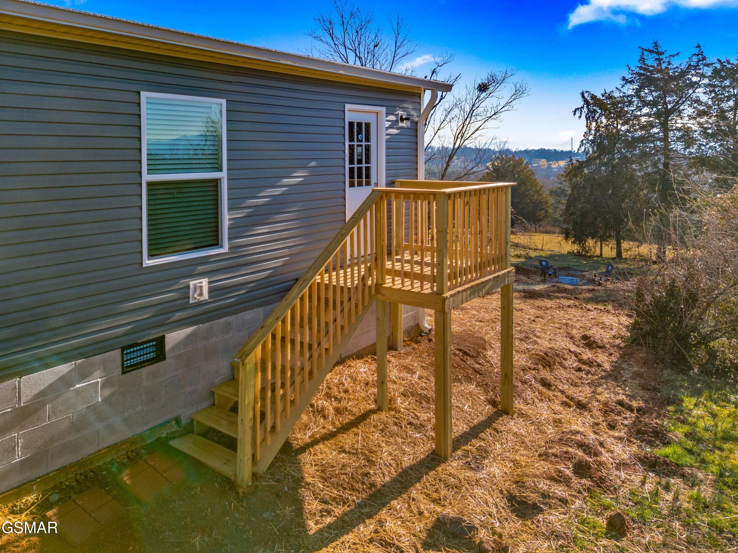 614 E Barton Ridge Road Greeneville TN 37745