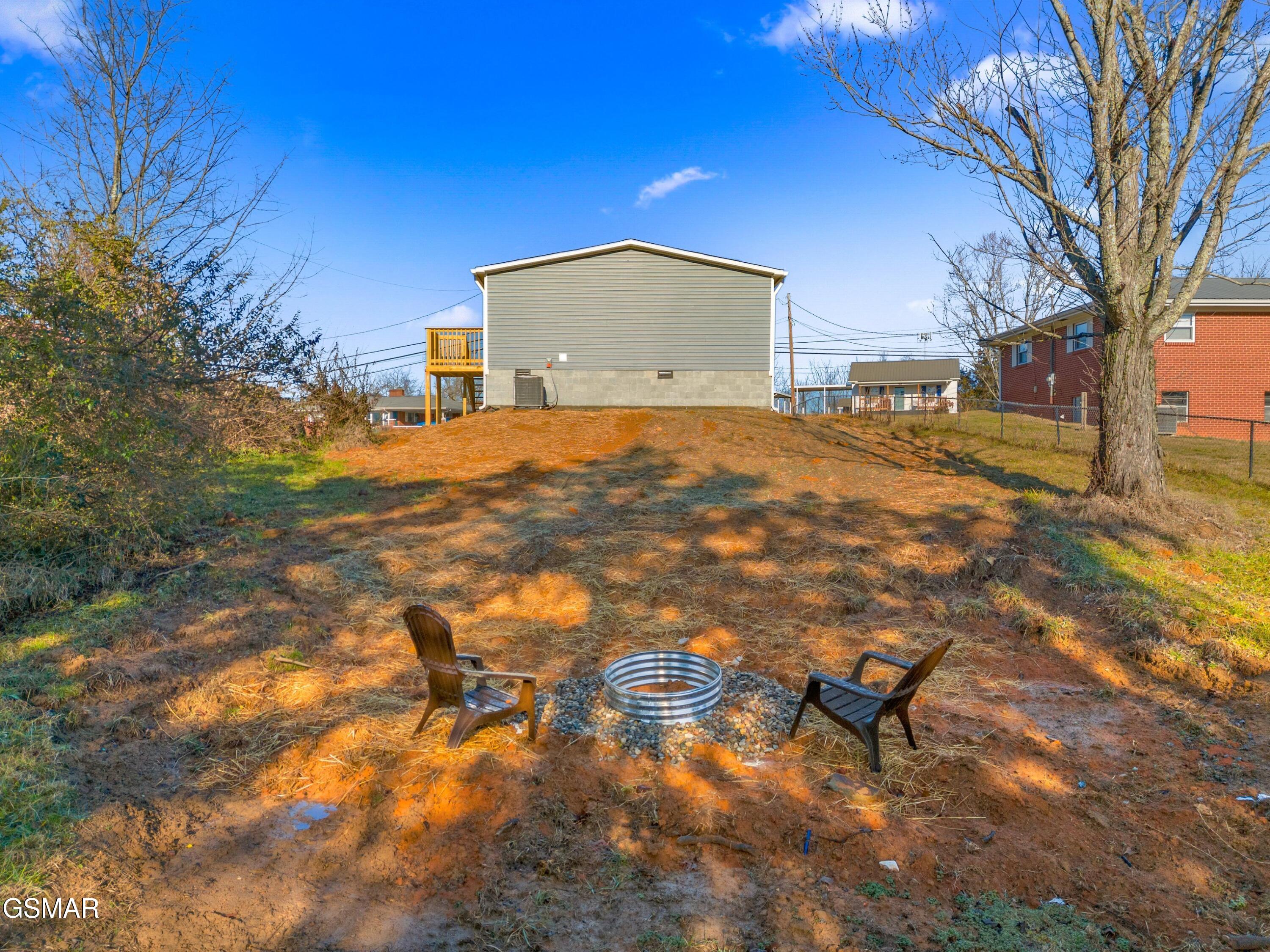 614 E Barton Ridge Road Greeneville TN 37745