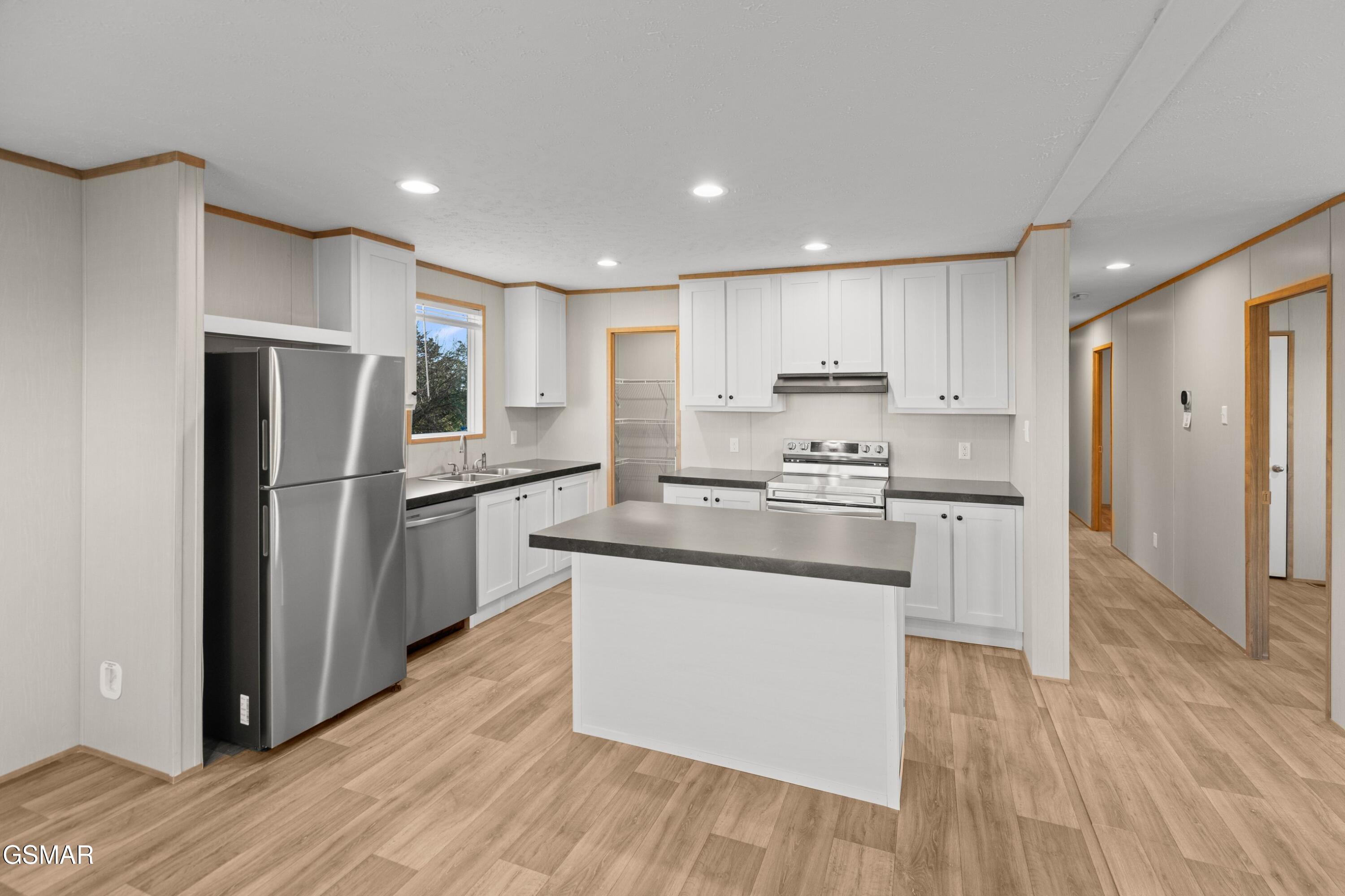 614 E Barton Ridge Road Greeneville TN 37745