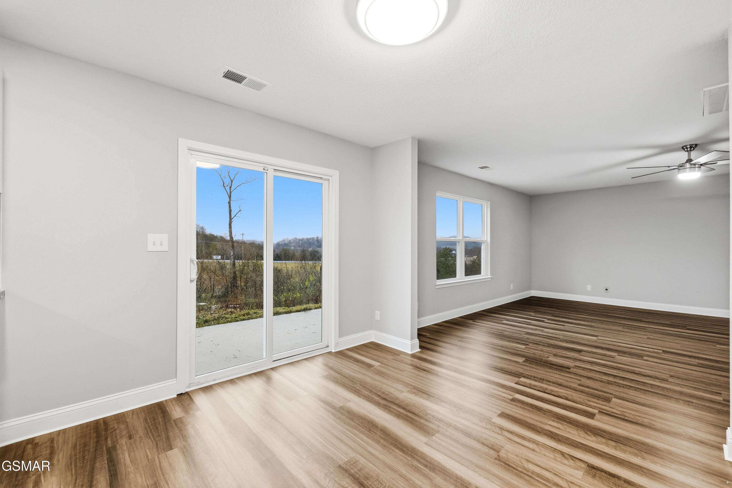 542 Reserve Way Dandridge TN 37725