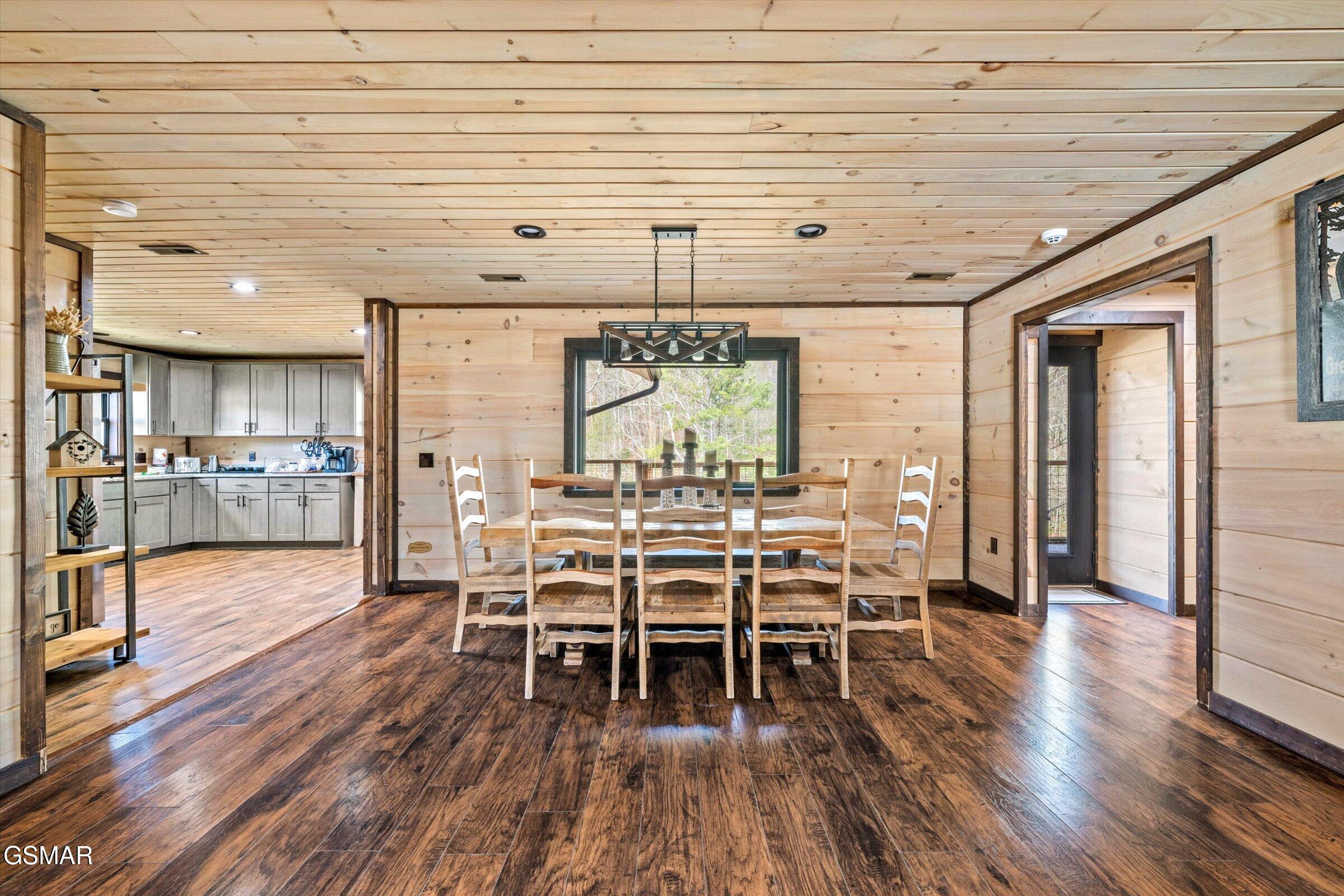 139 Martha Mccarter Road Gatlinburg TN 37738