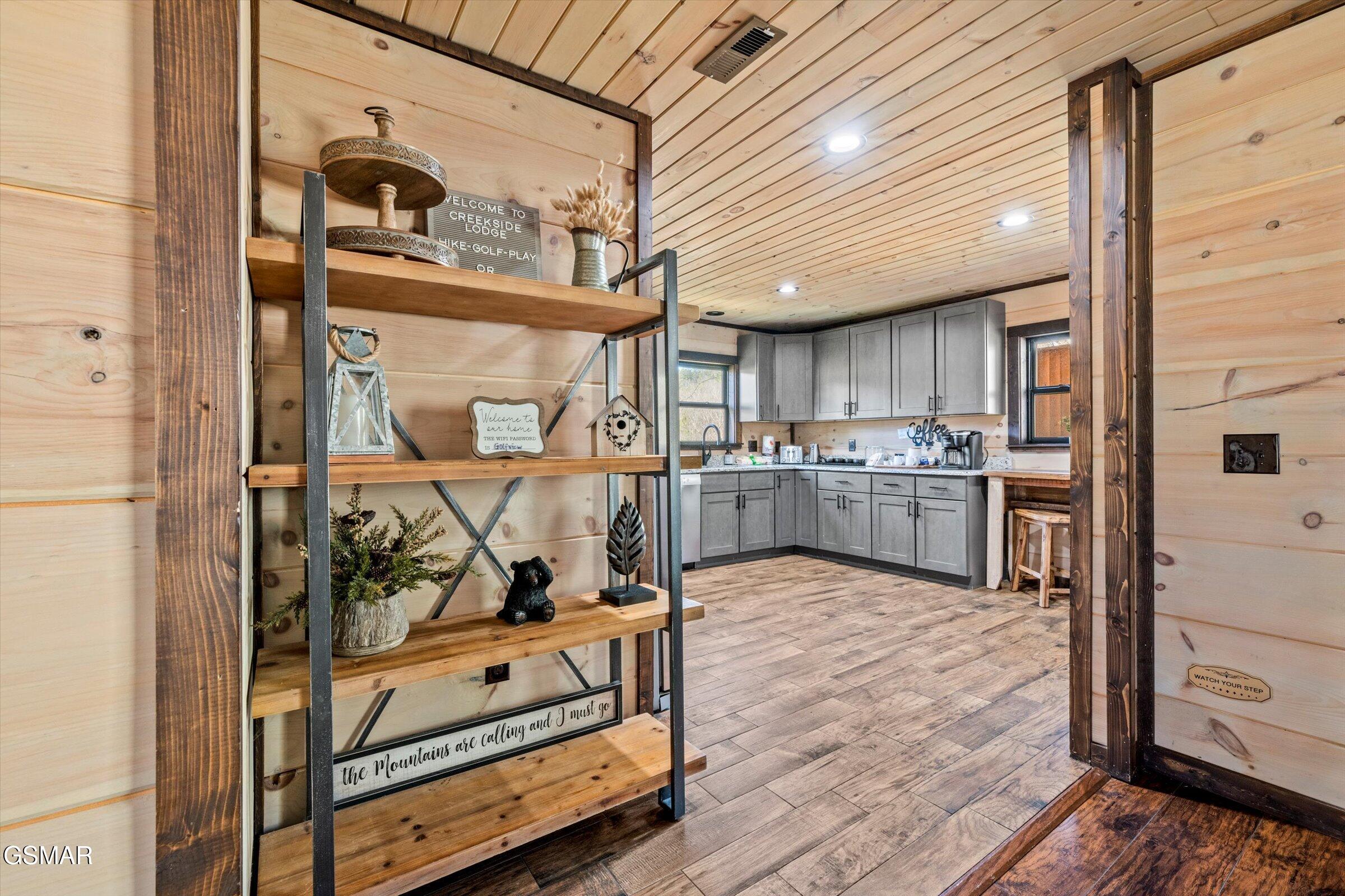 139 Martha Mccarter Road Gatlinburg TN 37738