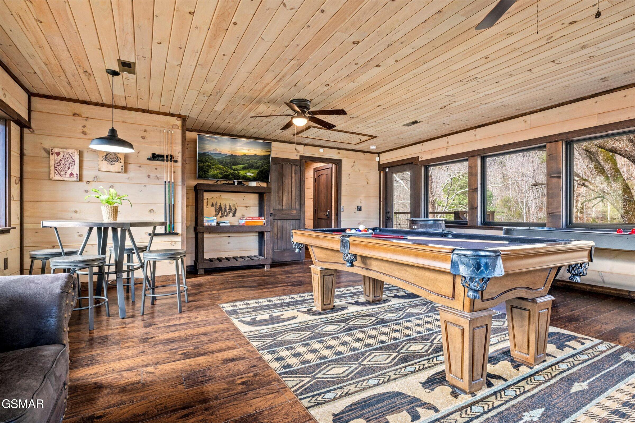 139 Martha Mccarter Road Gatlinburg TN 37738