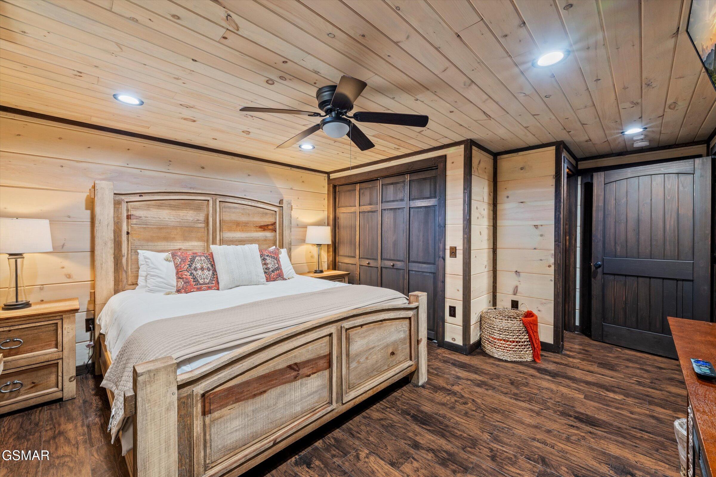 139 Martha Mccarter Road Gatlinburg TN 37738