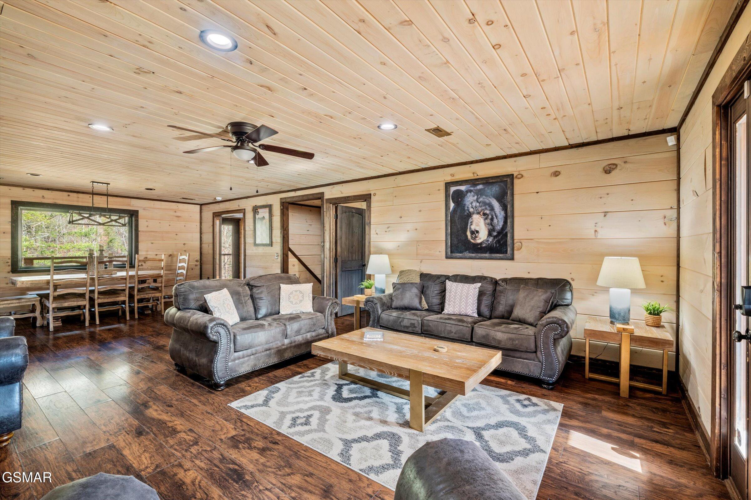 139 Martha Mccarter Road Gatlinburg TN 37738