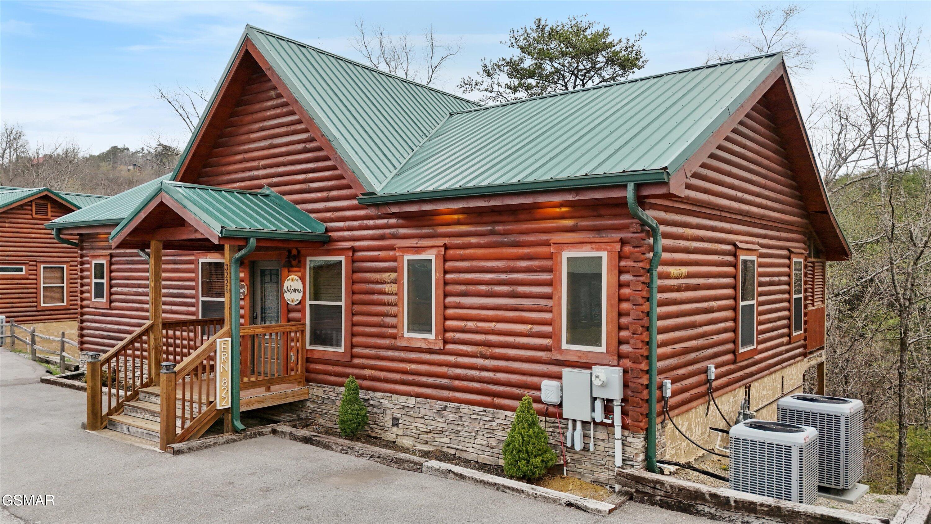 3226 White Falcon Way Pigeon Forge TN 37862