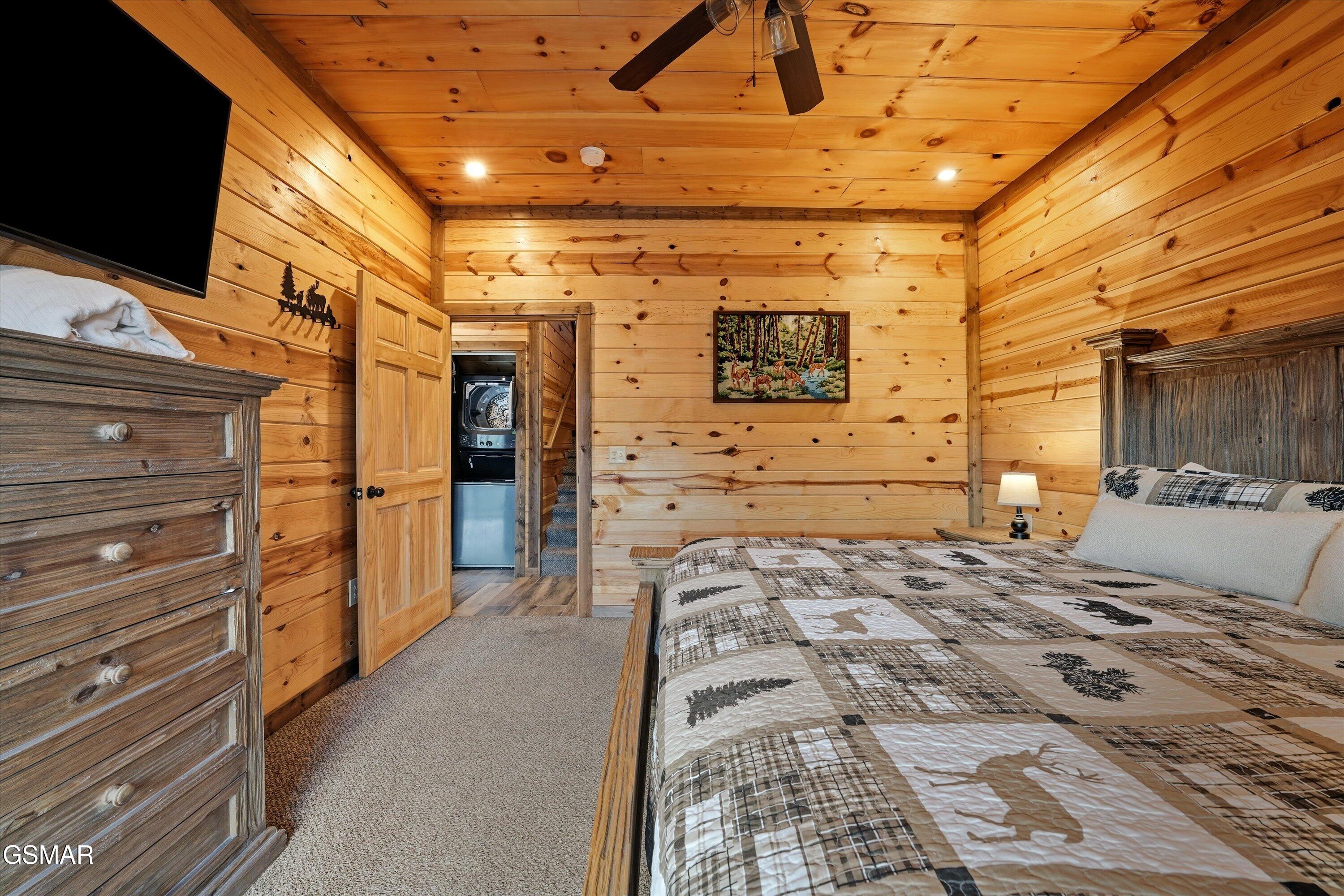 3226 White Falcon Way Pigeon Forge TN 37862