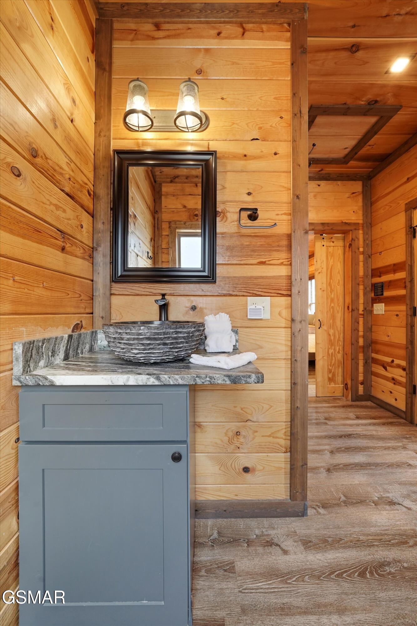 3226 White Falcon Way Pigeon Forge TN 37862