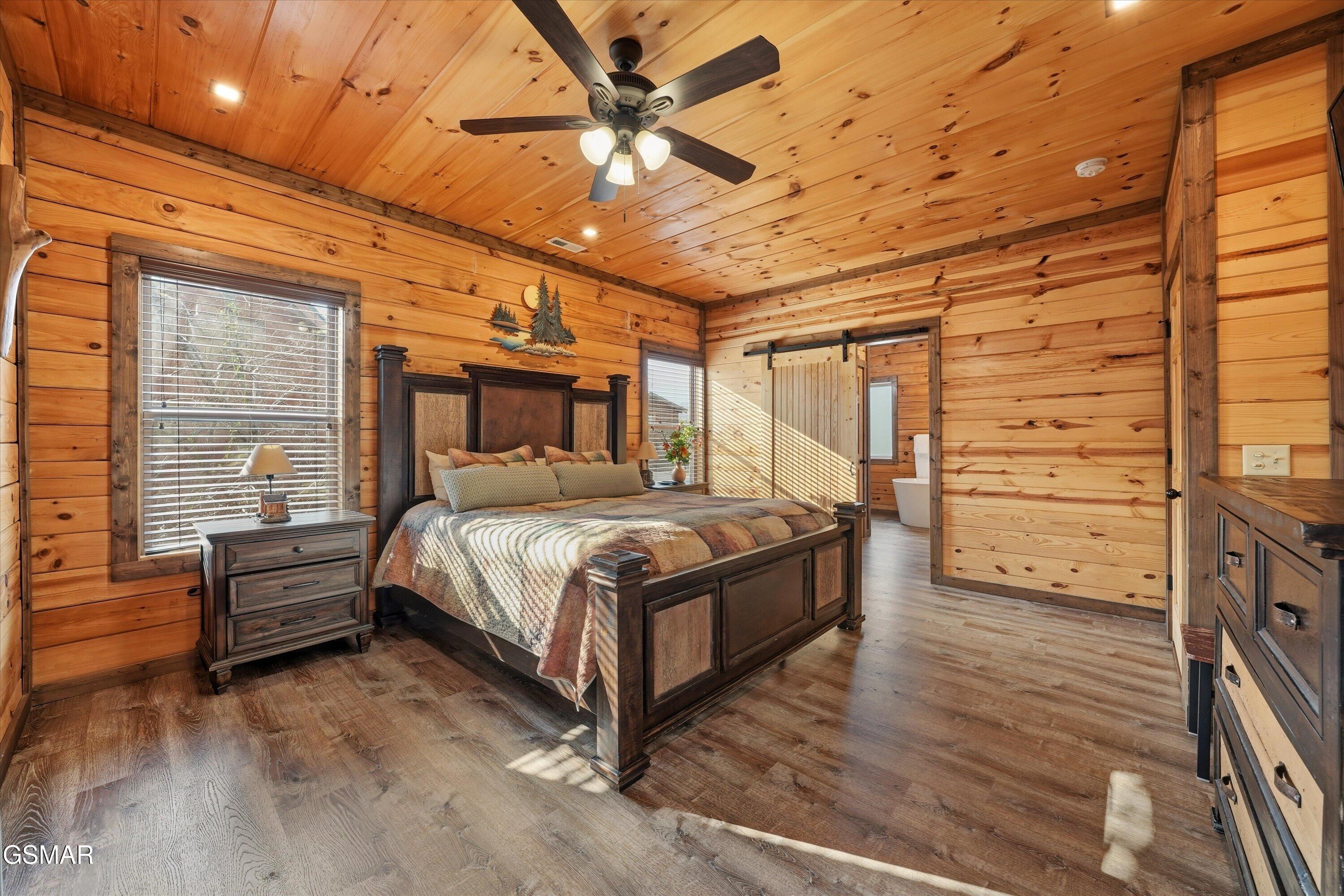 3226 White Falcon Way Pigeon Forge TN 37862
