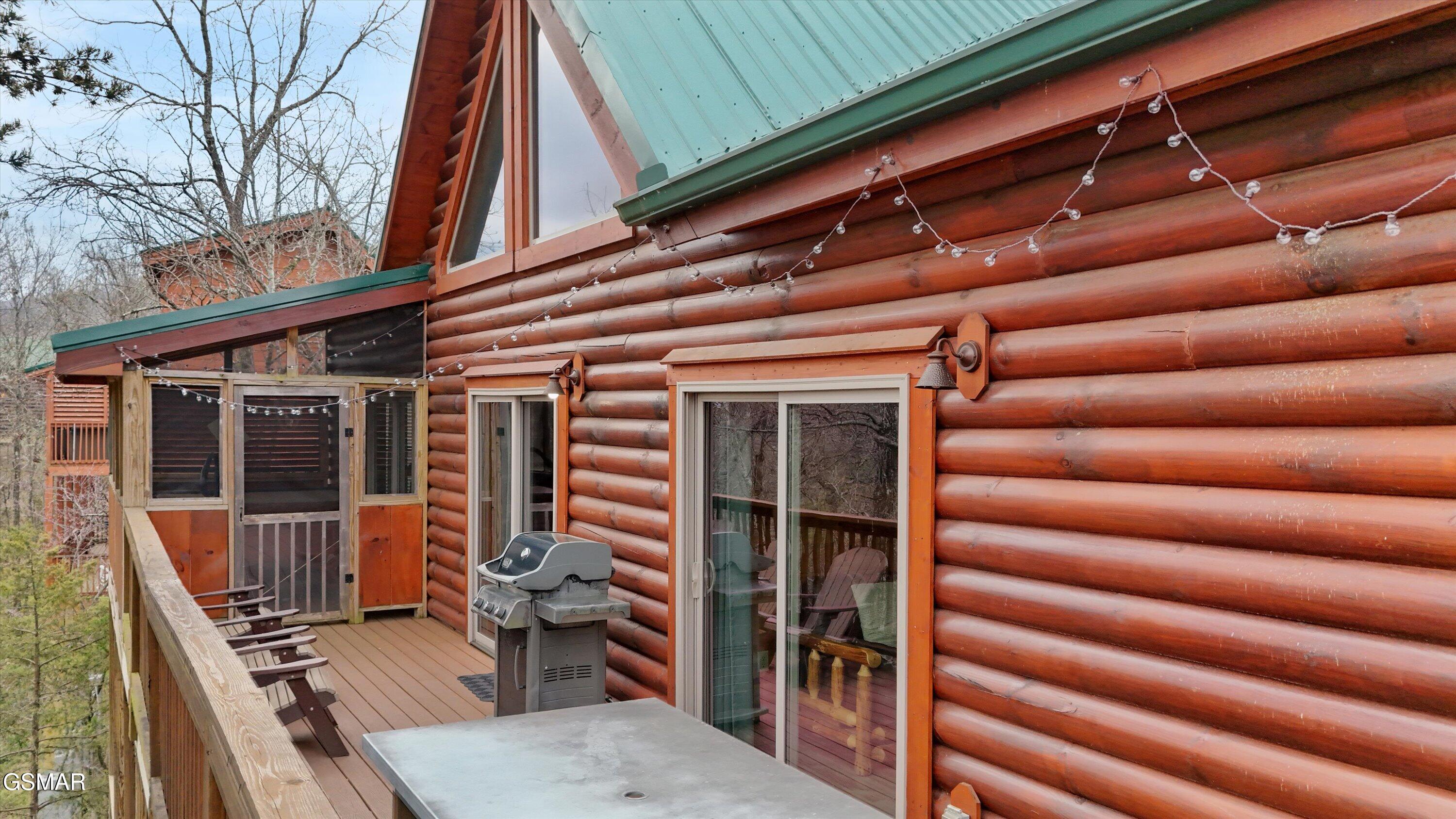 3226 White Falcon Way Pigeon Forge TN 37862