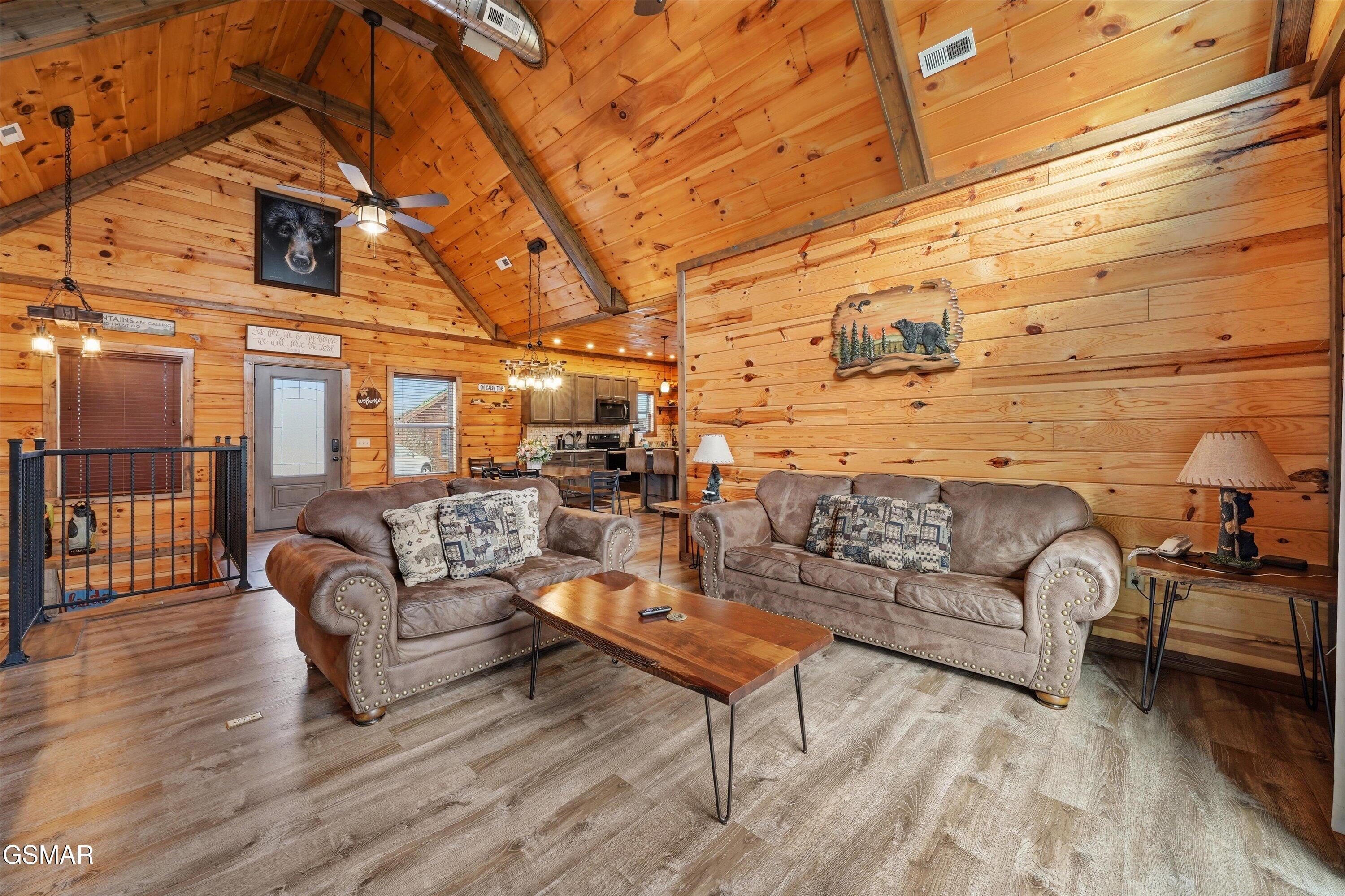 3226 White Falcon Way Pigeon Forge TN 37862