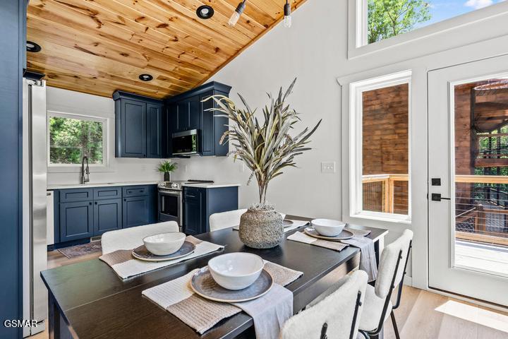 2257 Beach Front Drive Sevierville TN 37876