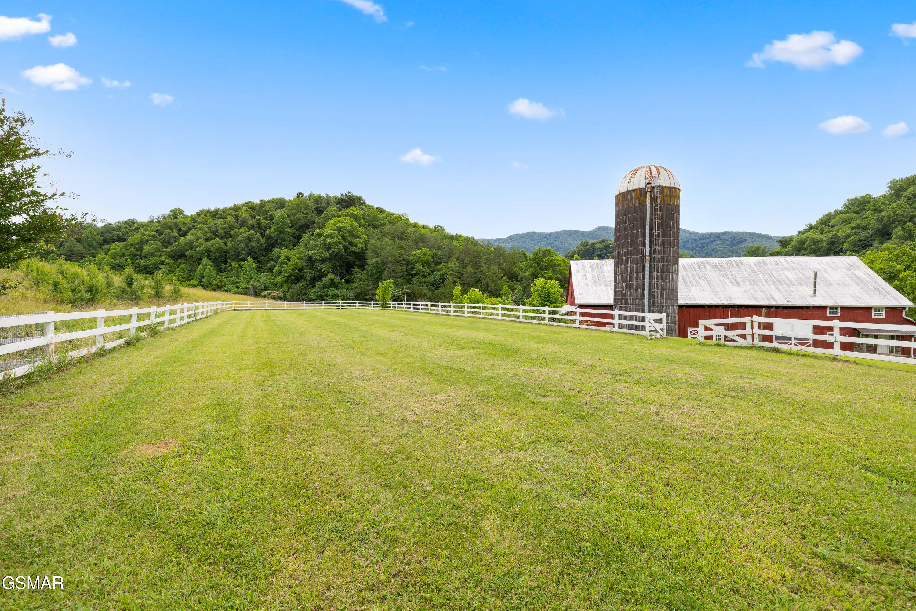 1640 Munsey Hatcher Road Seymour TN 37865