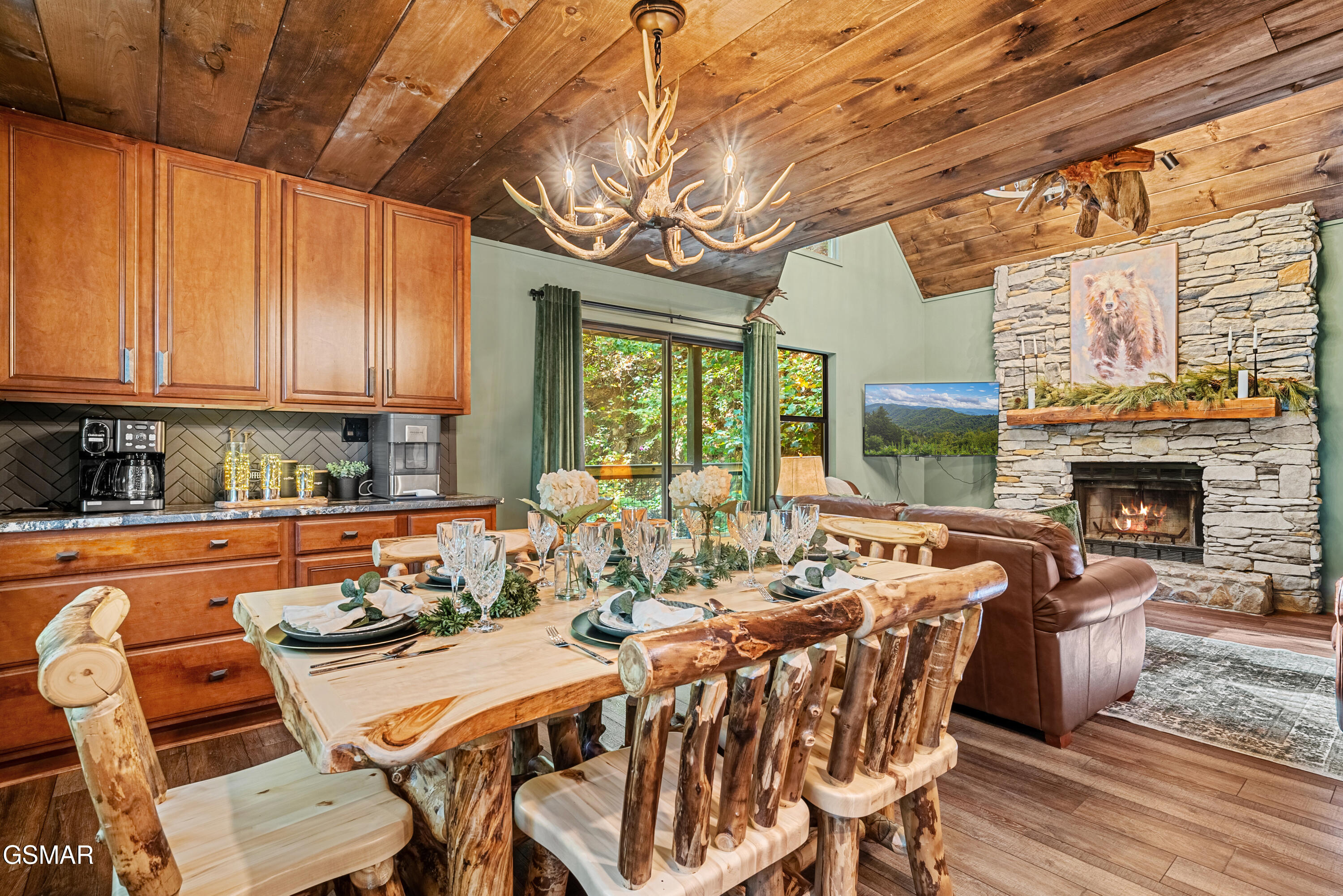1910 Saint Moritz Drive Gatlinburg TN 37738