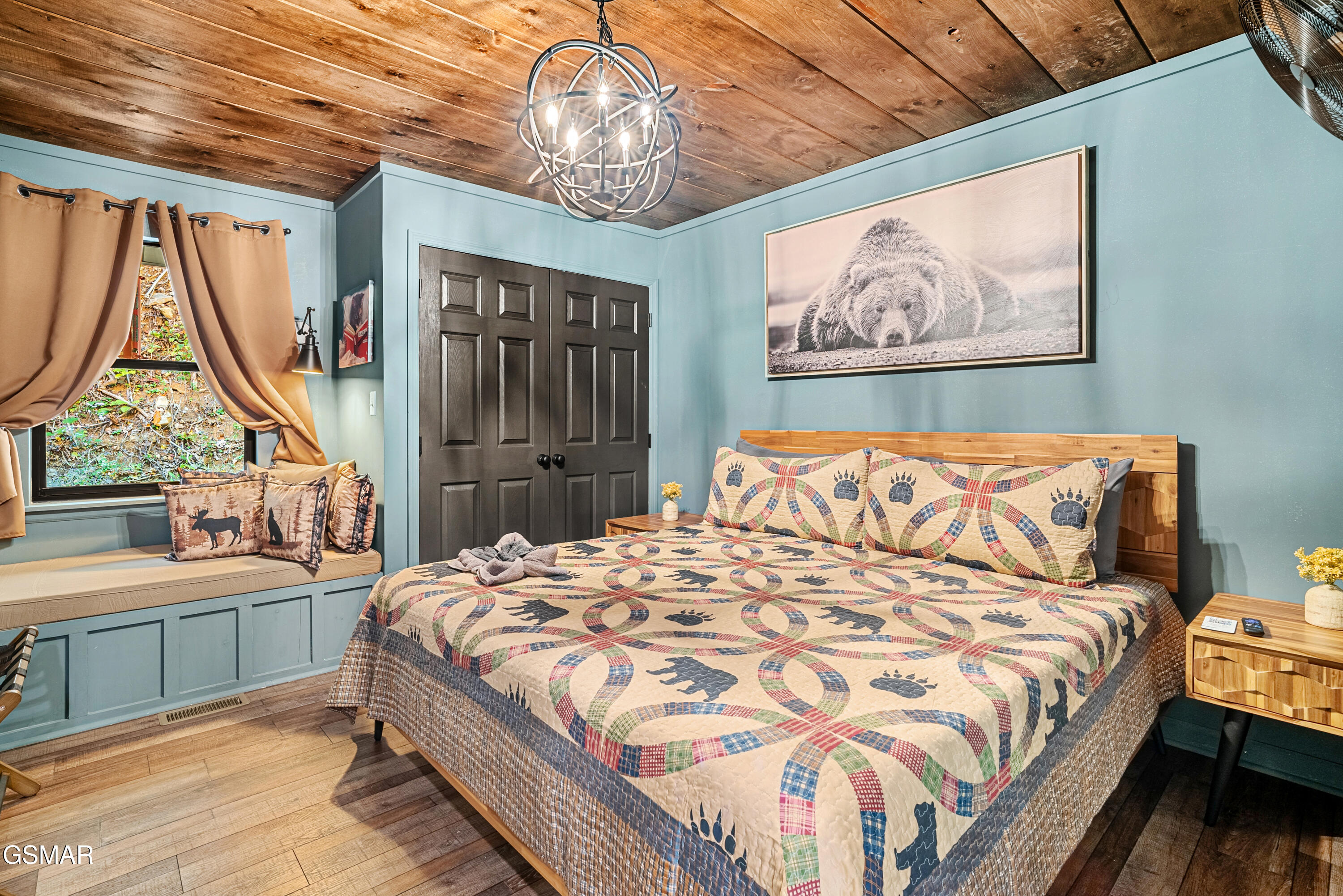 1910 Saint Moritz Drive Gatlinburg TN 37738
