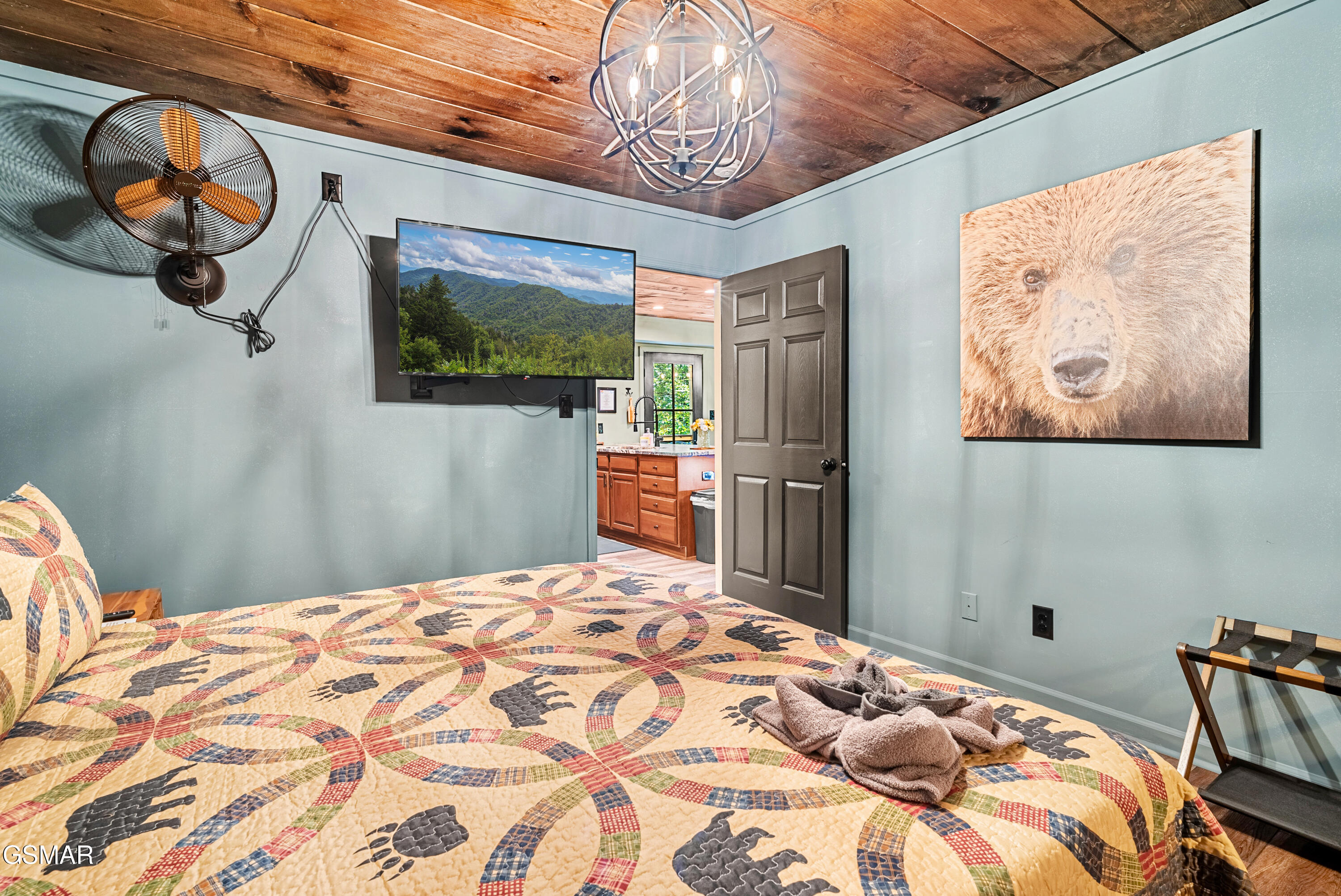 1910 Saint Moritz Drive Gatlinburg TN 37738
