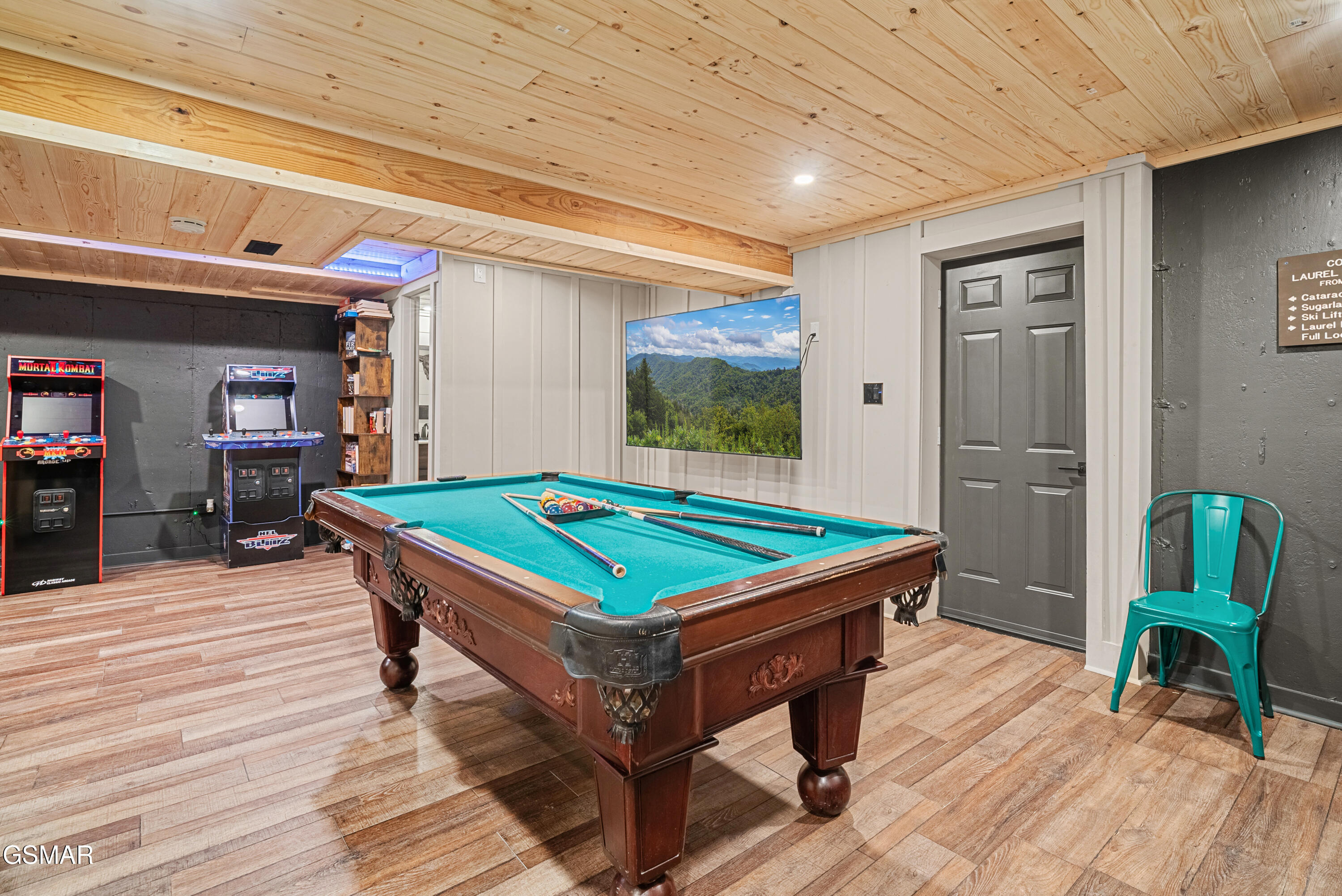 1910 Saint Moritz Drive Gatlinburg TN 37738