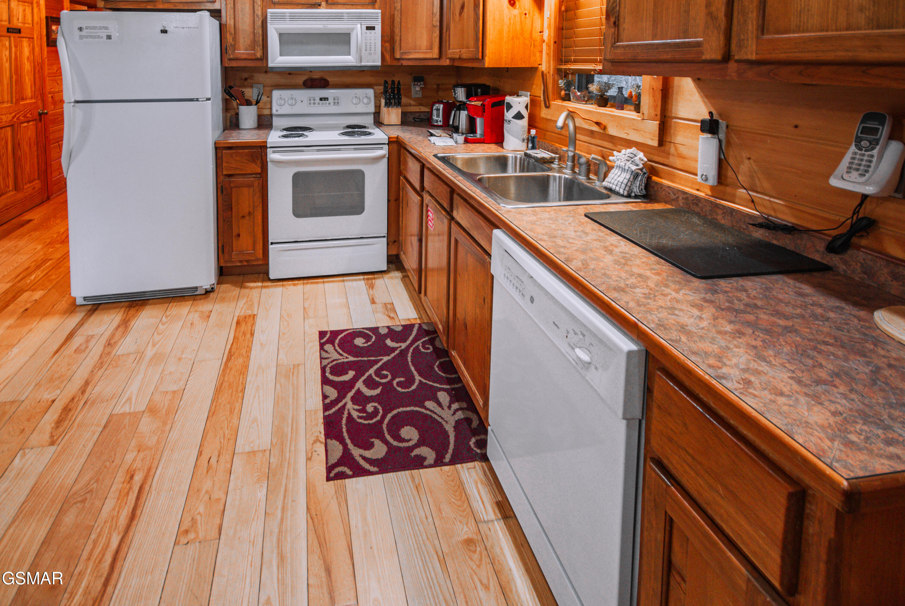 2919 Golden Pond Way Sevierville TN 37862