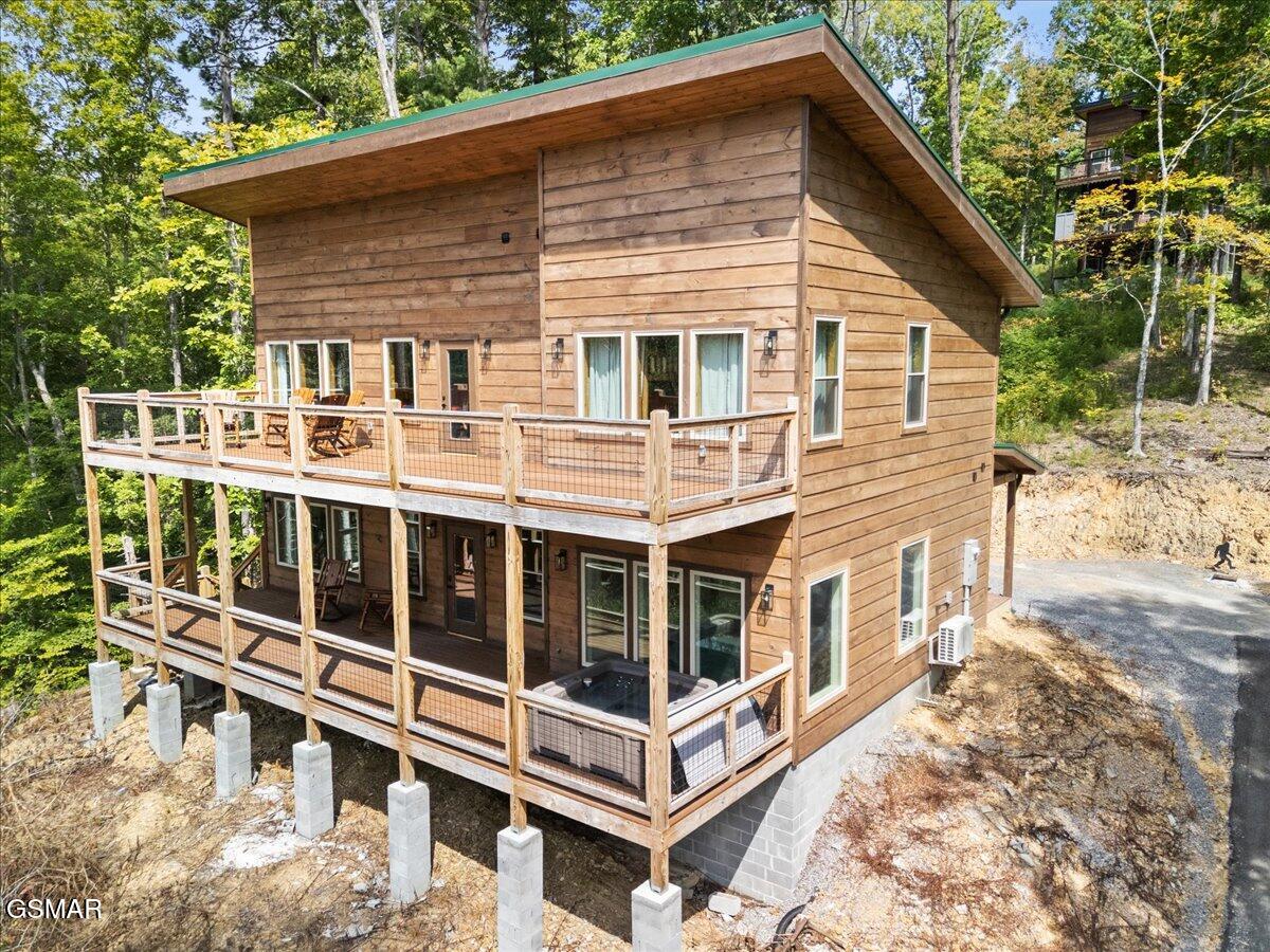 2932 Ginas Way Sevierville TN 37862