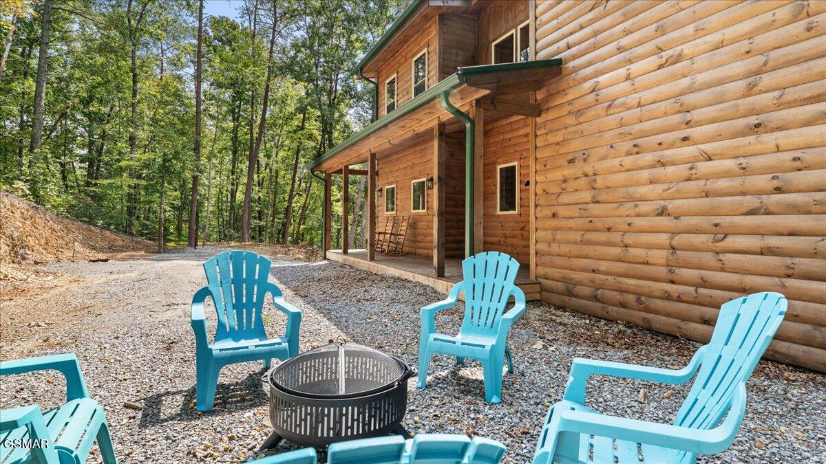 2932 Ginas Way Sevierville TN 37862