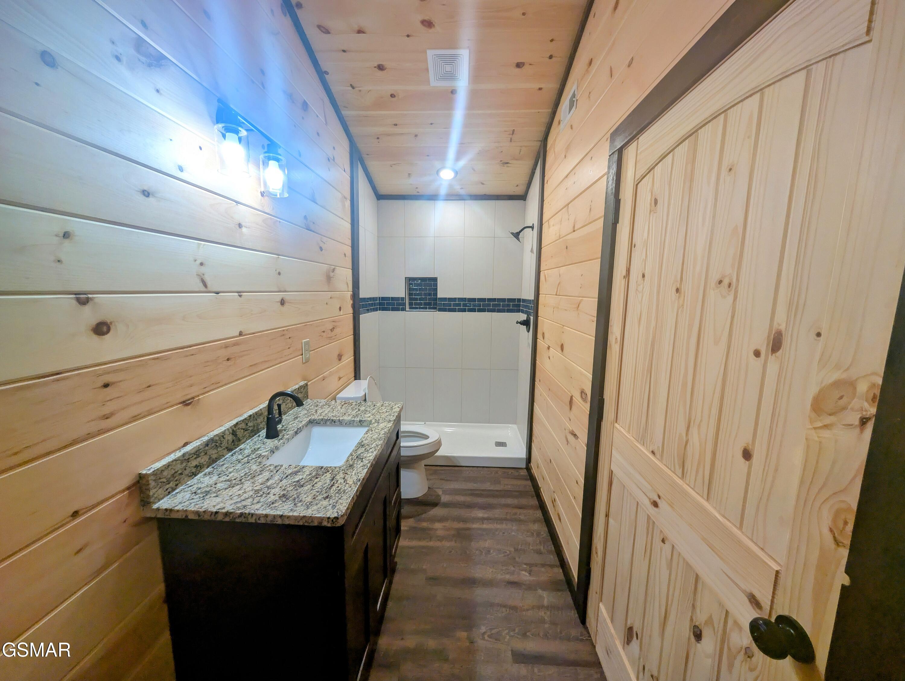 1130 Laddie Buck Lane Gatlinburg TN 37738