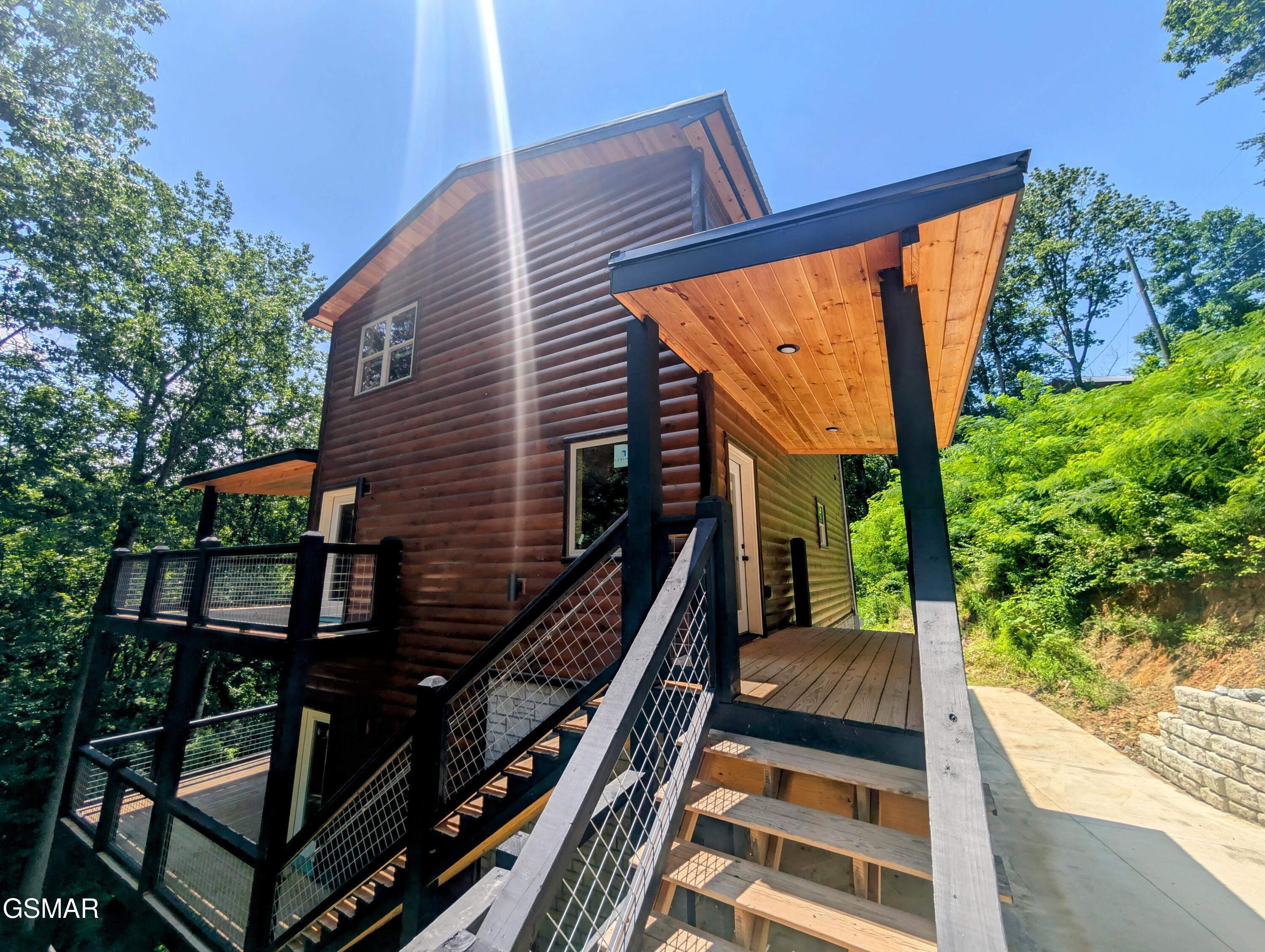 1130 Laddie Buck Lane Gatlinburg TN 37738