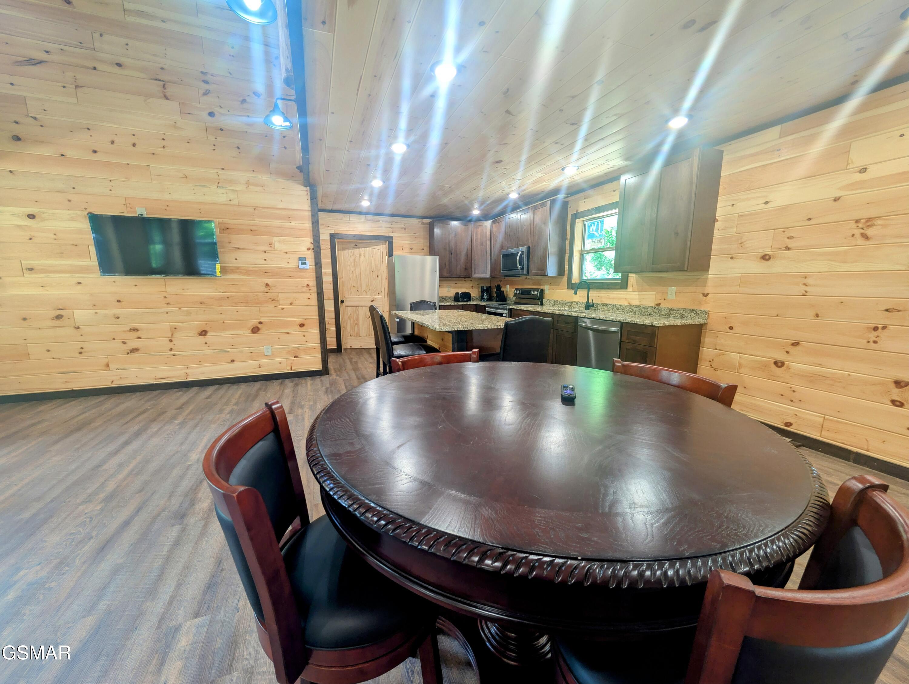 1130 Laddie Buck Lane Gatlinburg TN 37738