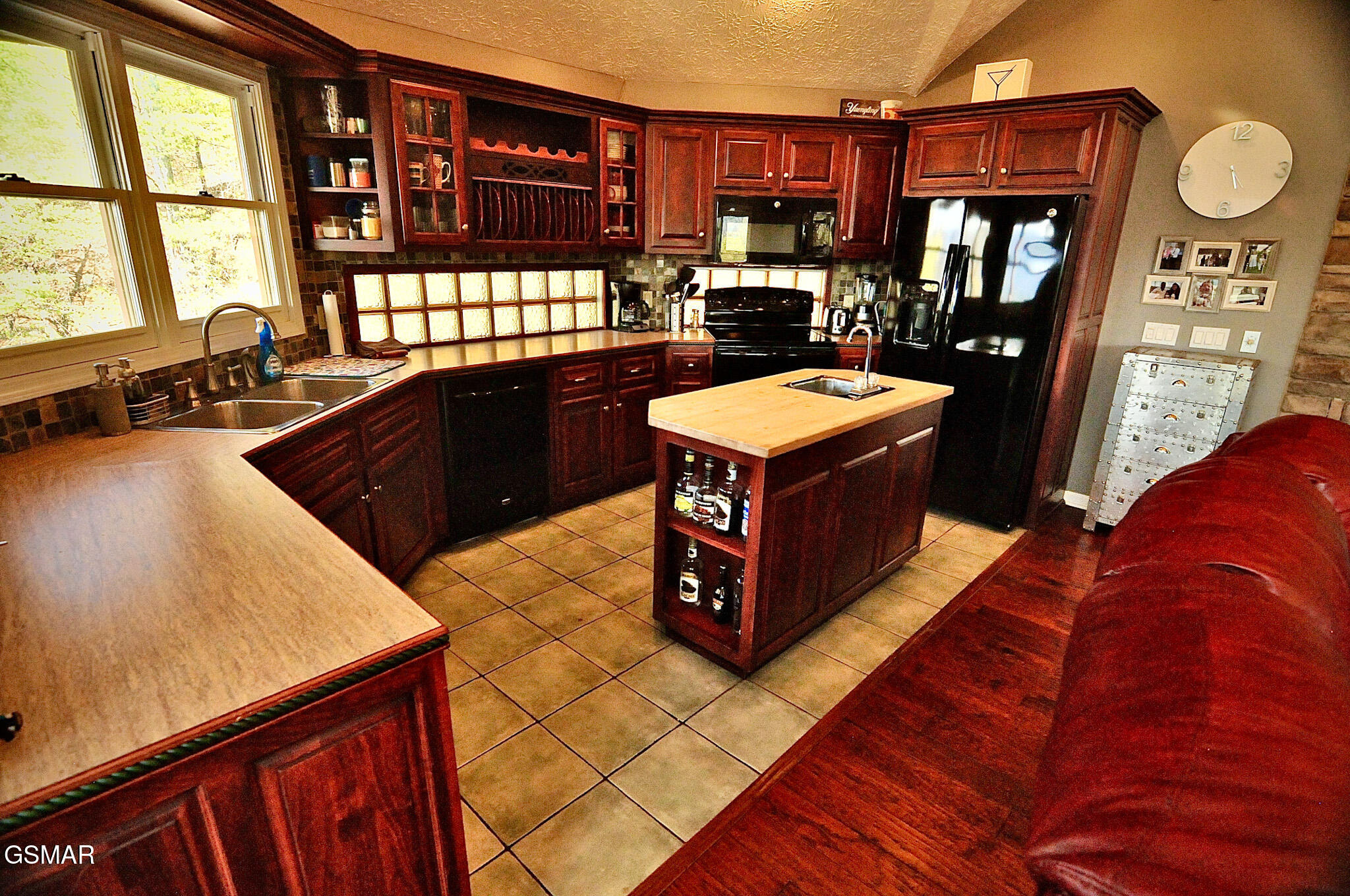 2250 Village Summit Drive Sevierville TN 37862