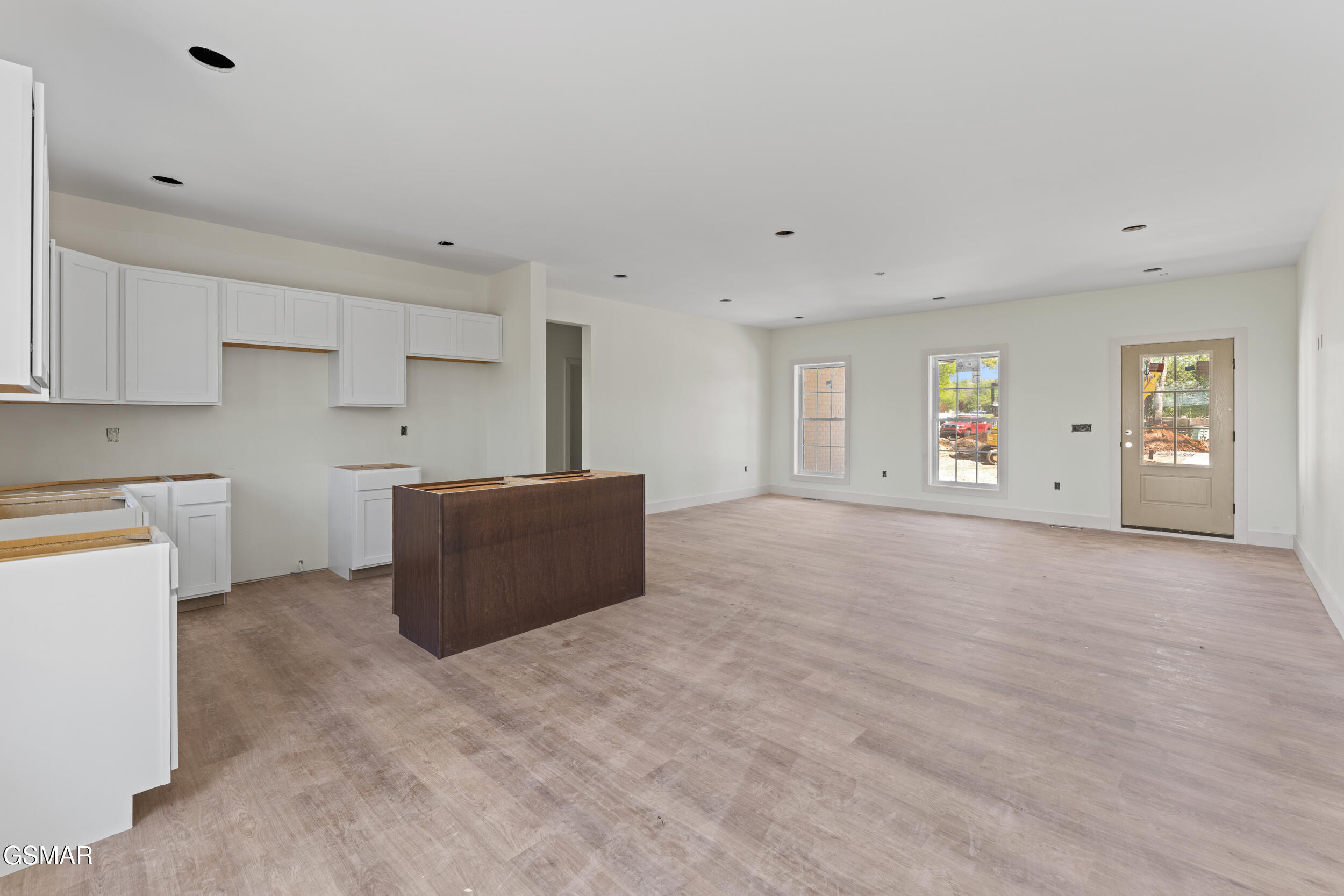 1430 Beechtop Lane Kodak TN 37764