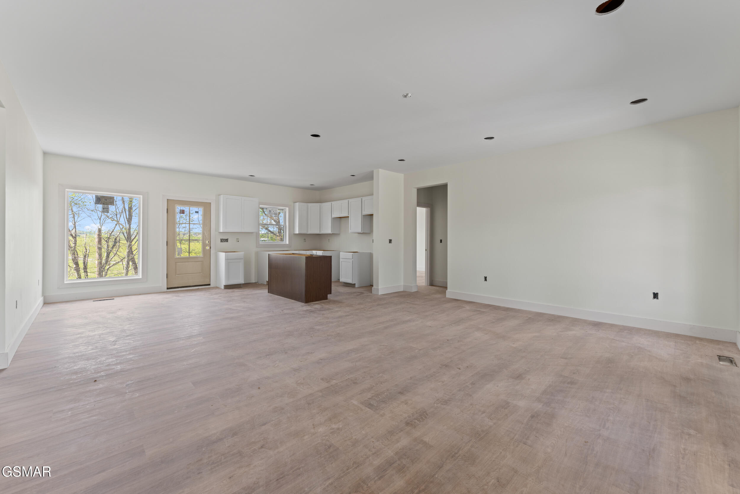 1430 Beechtop Lane Kodak TN 37764