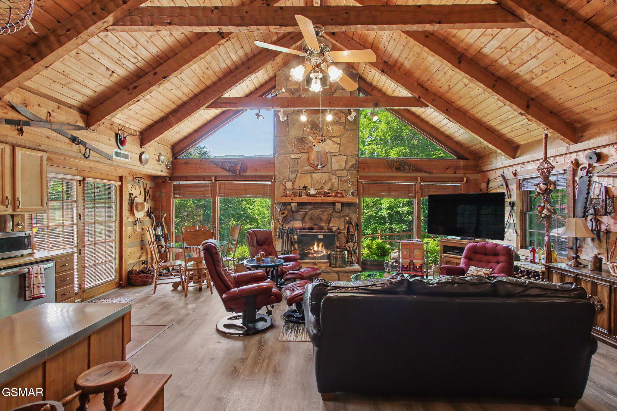 218 Freedom Lane Gatlinburg TN 37738