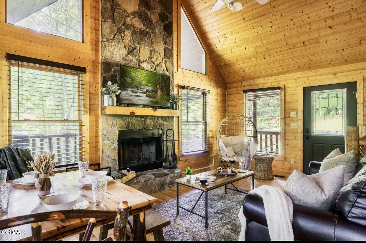 4328 Parkside Village Drive Sevierville TN 37862