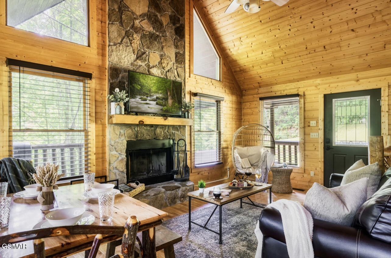 4328 Parkside Village Drive Sevierville TN 37862