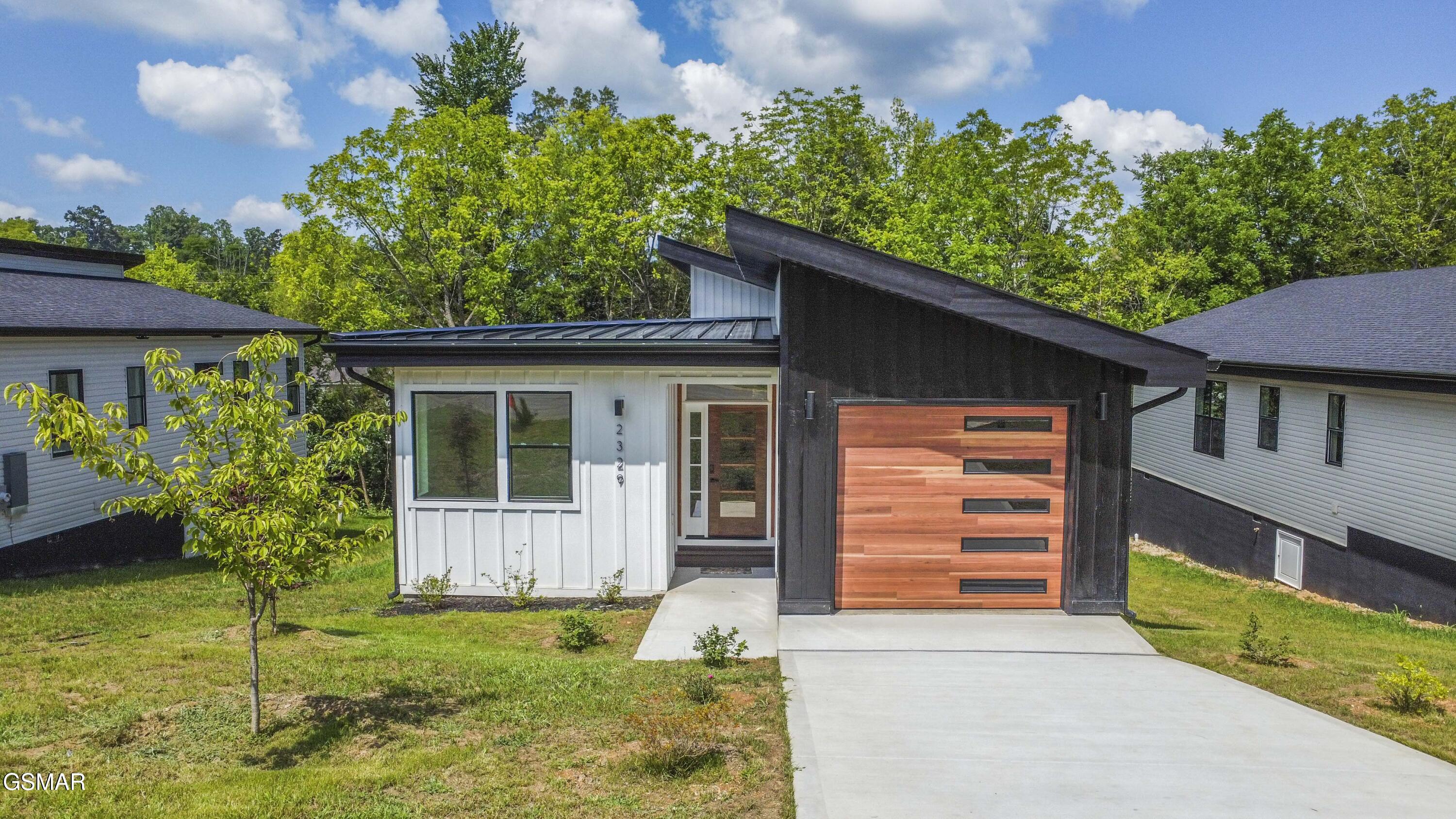 2329 Rock Gardens Drive Sevierville TN 37876