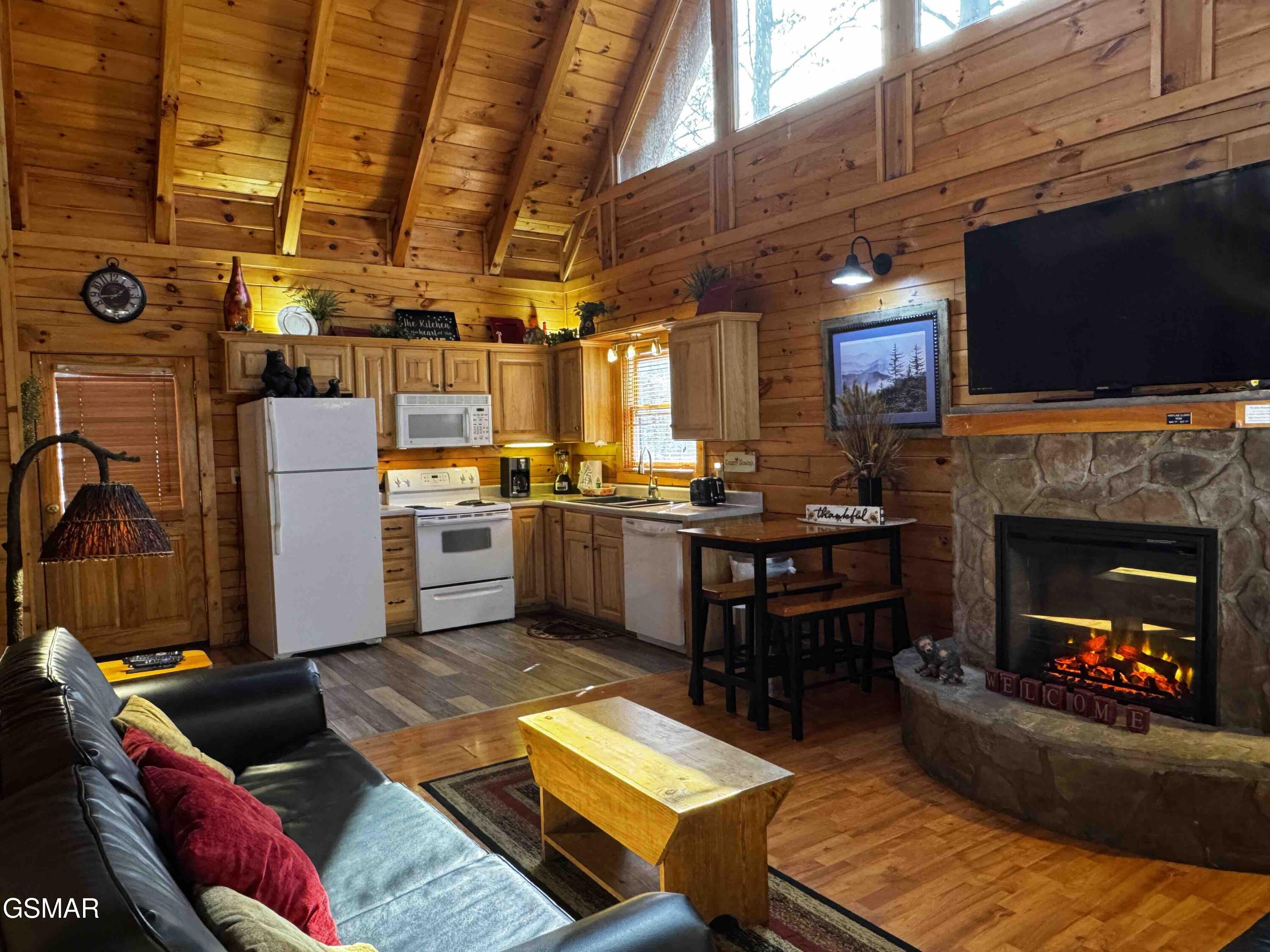 656 Forest Drive Pigeon Forge TN 37863