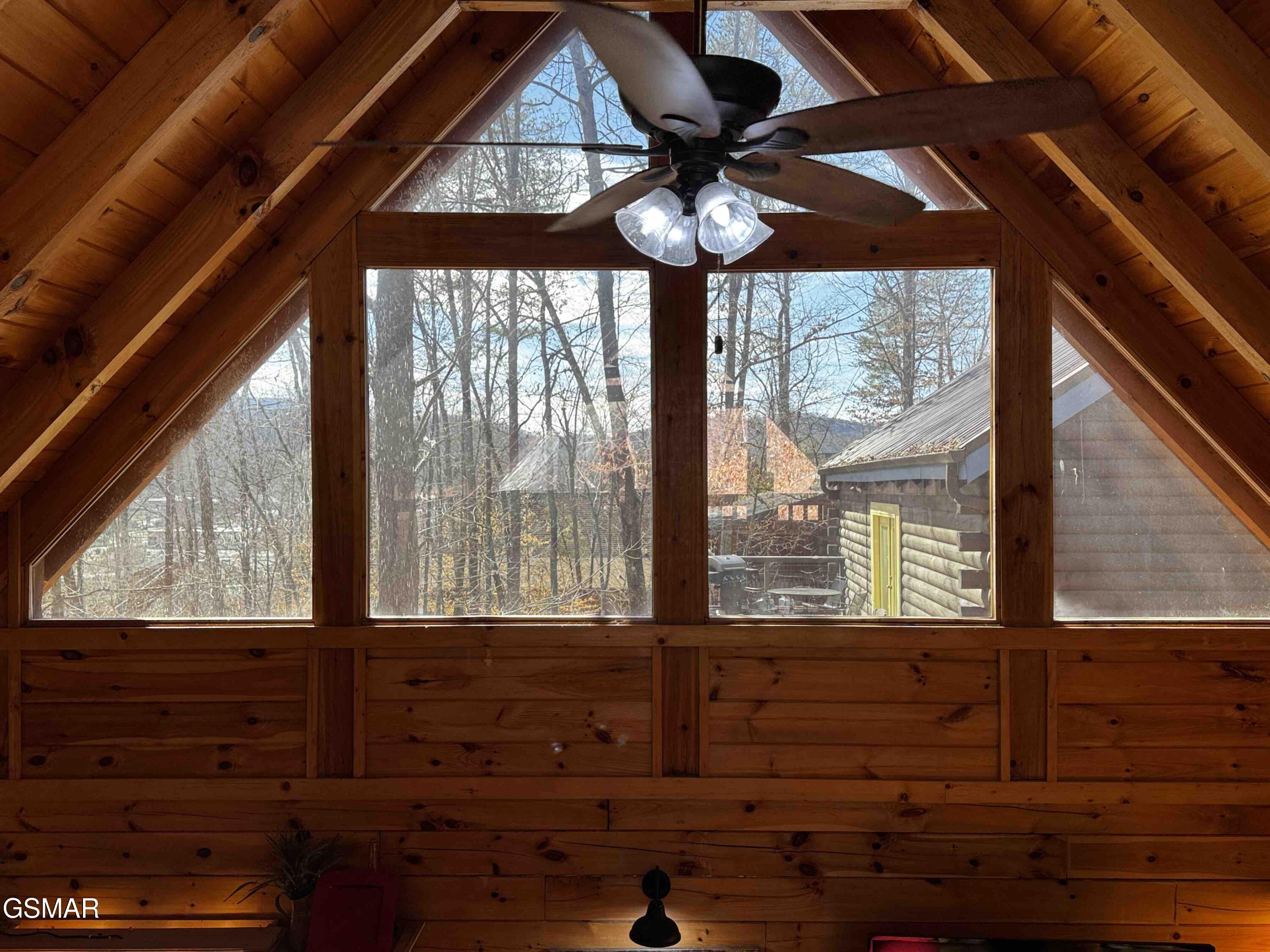 656 Forest Drive Pigeon Forge TN 37863