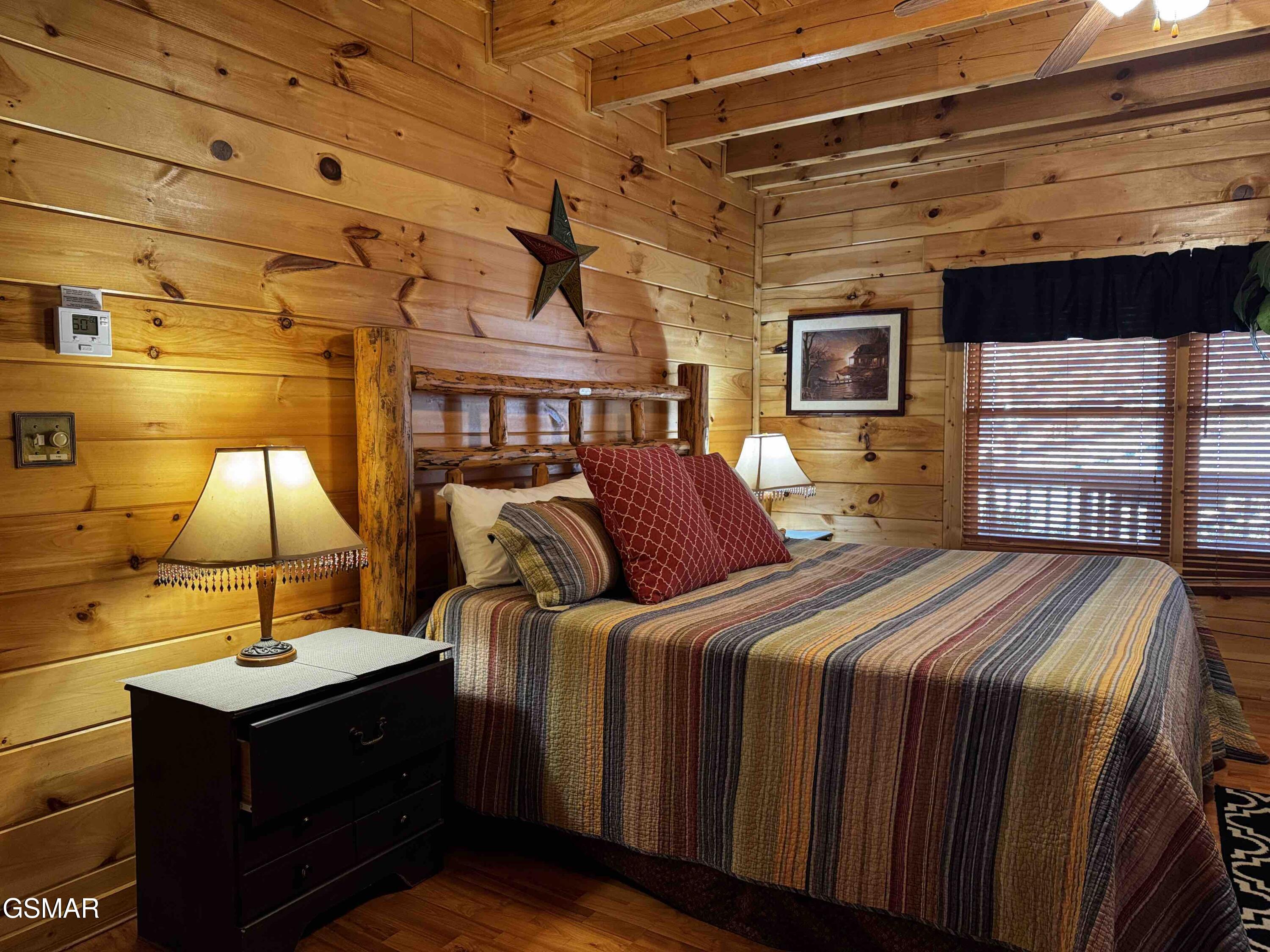 656 Forest Drive Pigeon Forge TN 37863