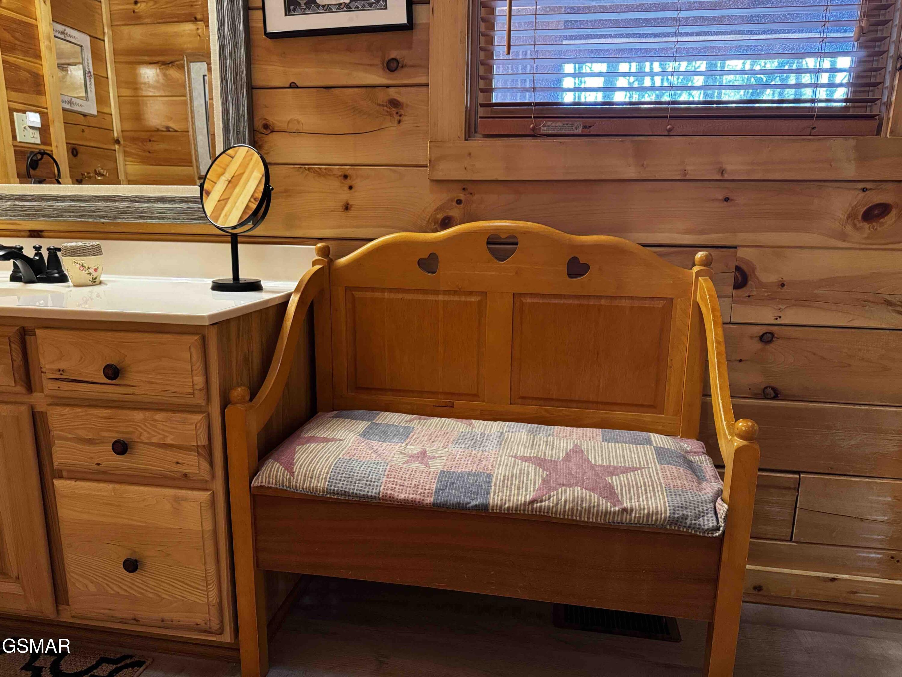 656 Forest Drive Pigeon Forge TN 37863
