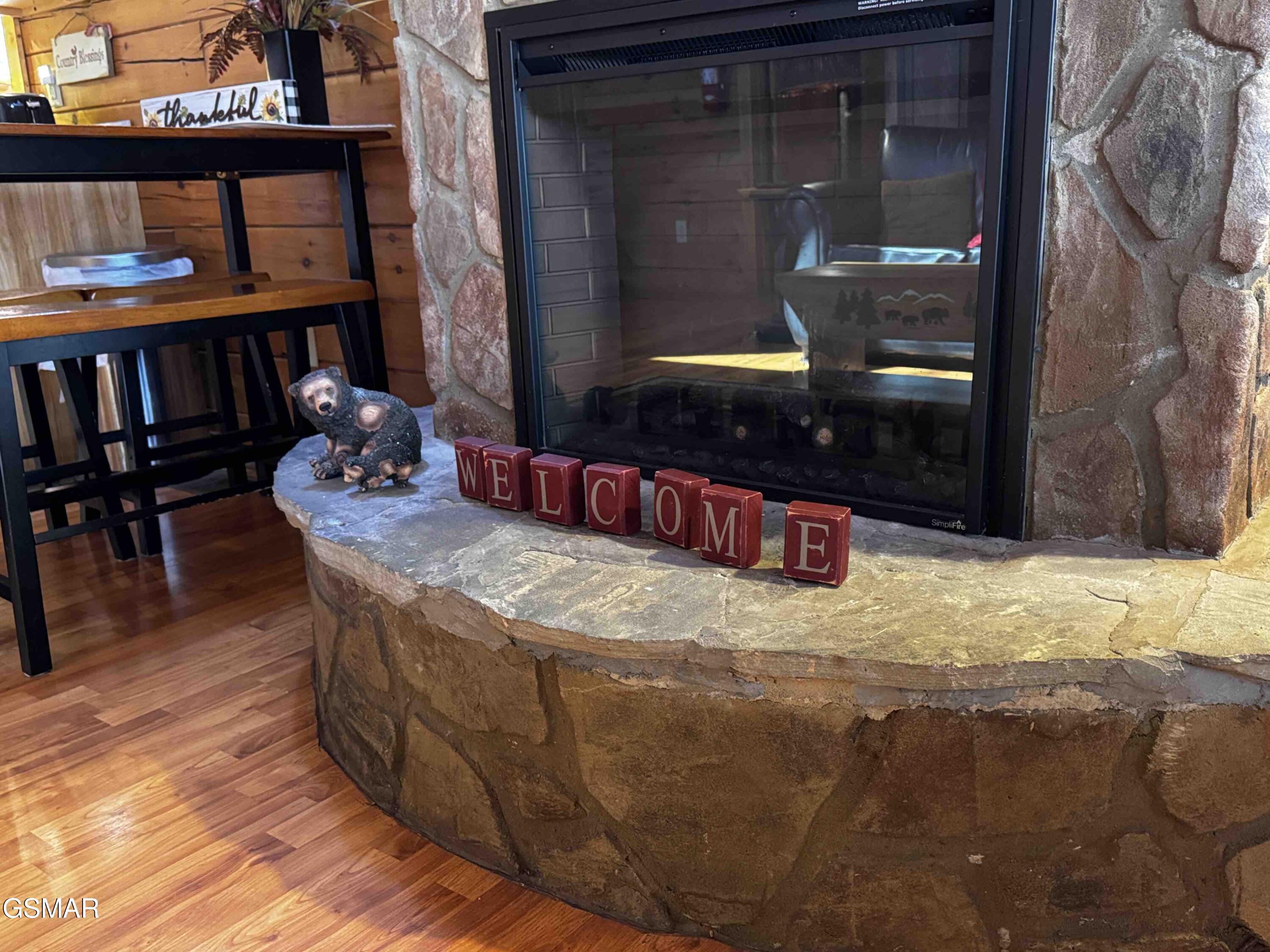 656 Forest Drive Pigeon Forge TN 37863