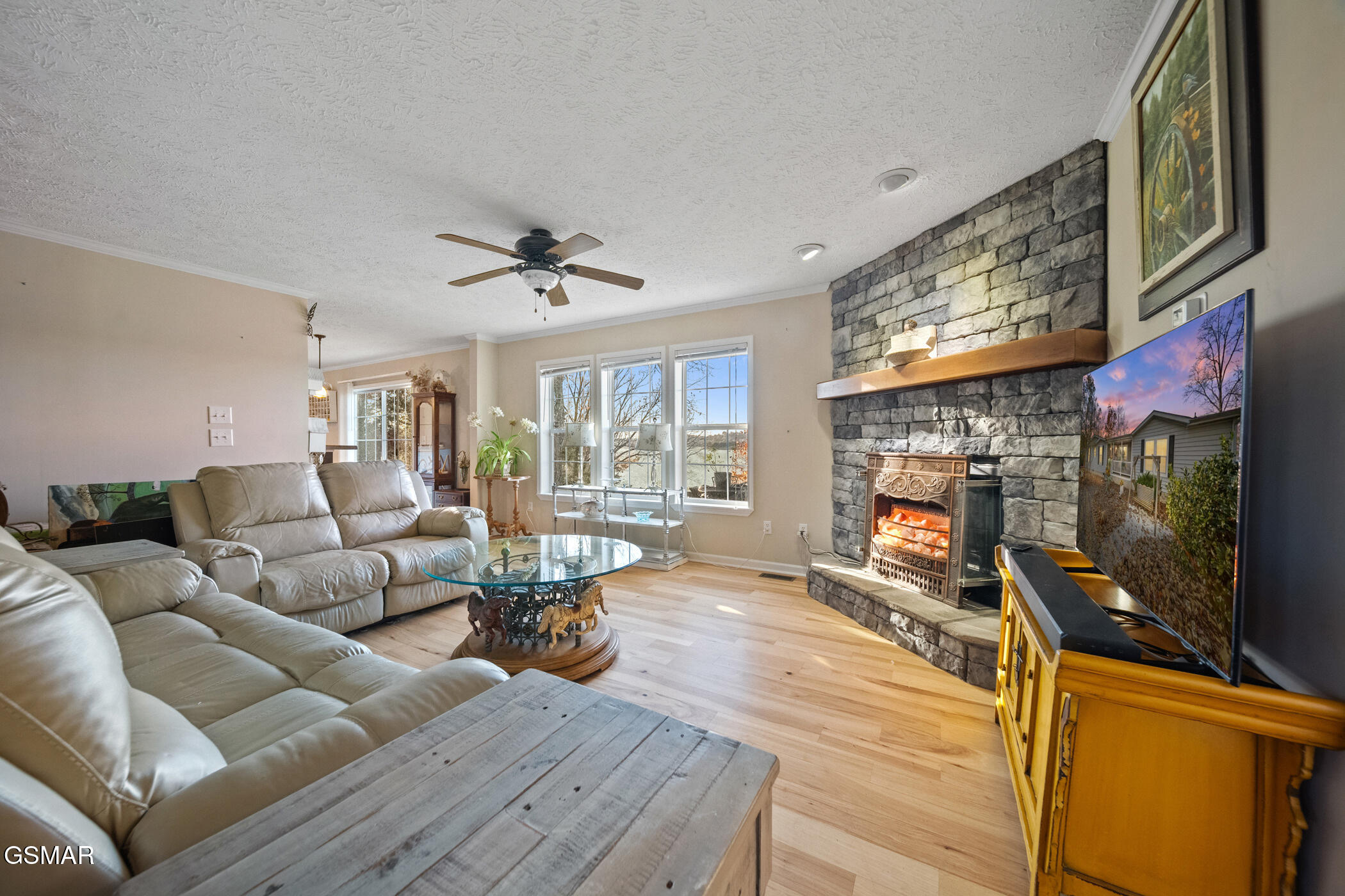 1594 Kinder Lane Dandridge TN 37725