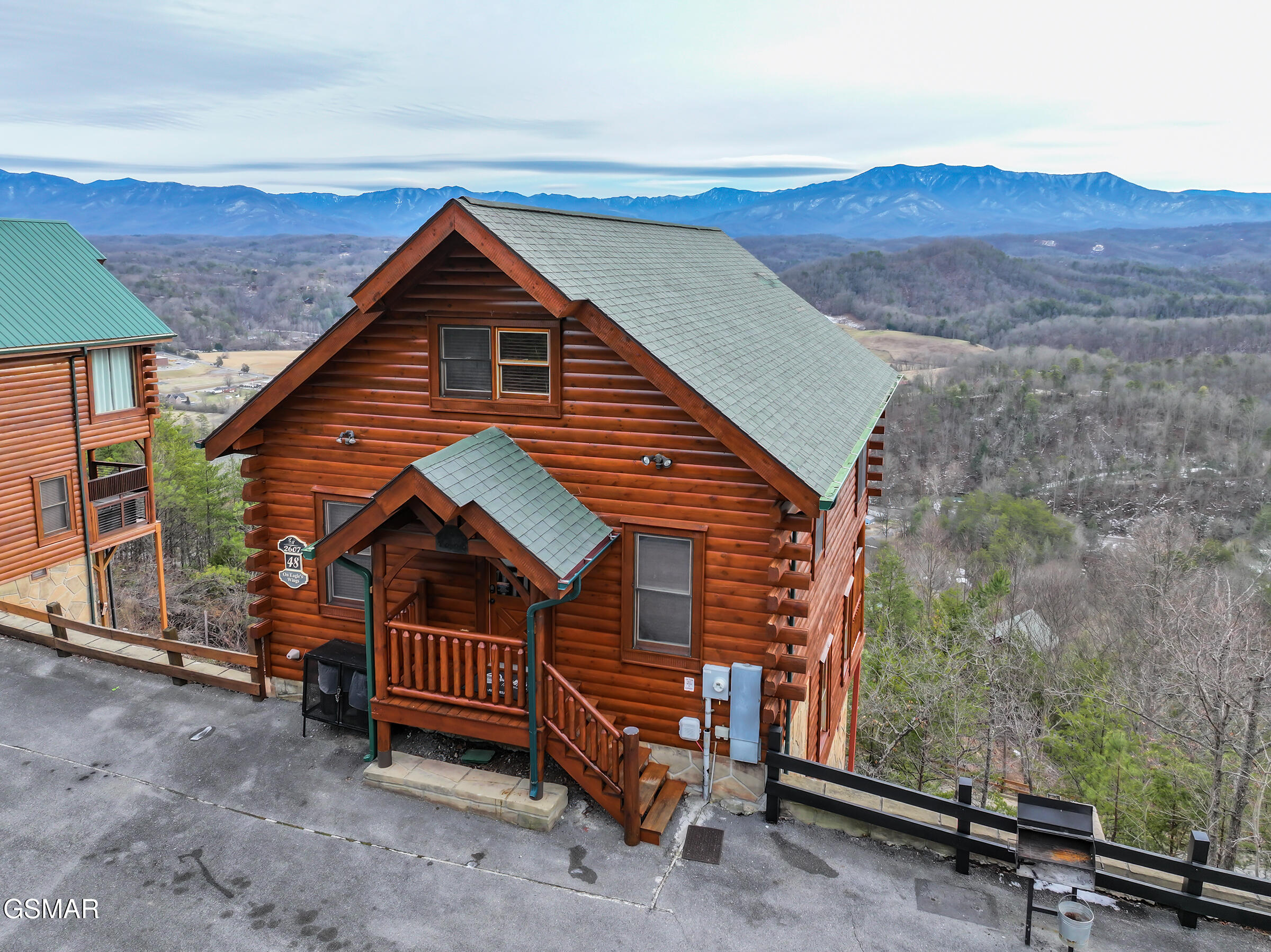 2607 Mountain Glory Trail Sevierville TN 37876