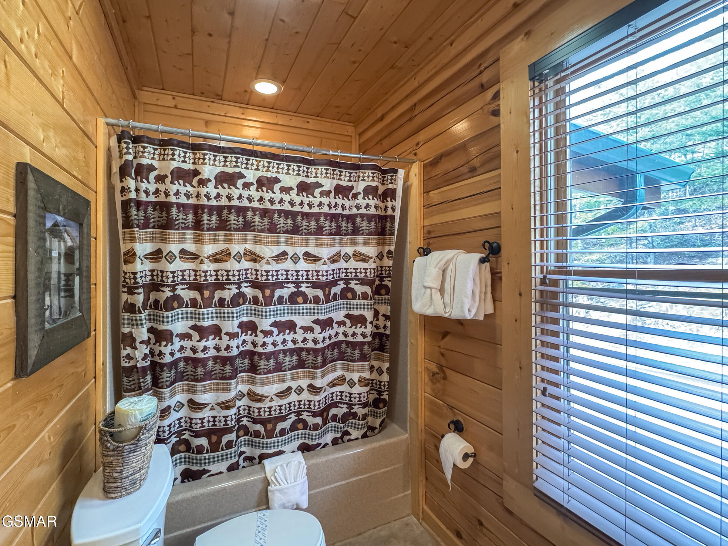 2607 Mountain Glory Trail Sevierville TN 37876